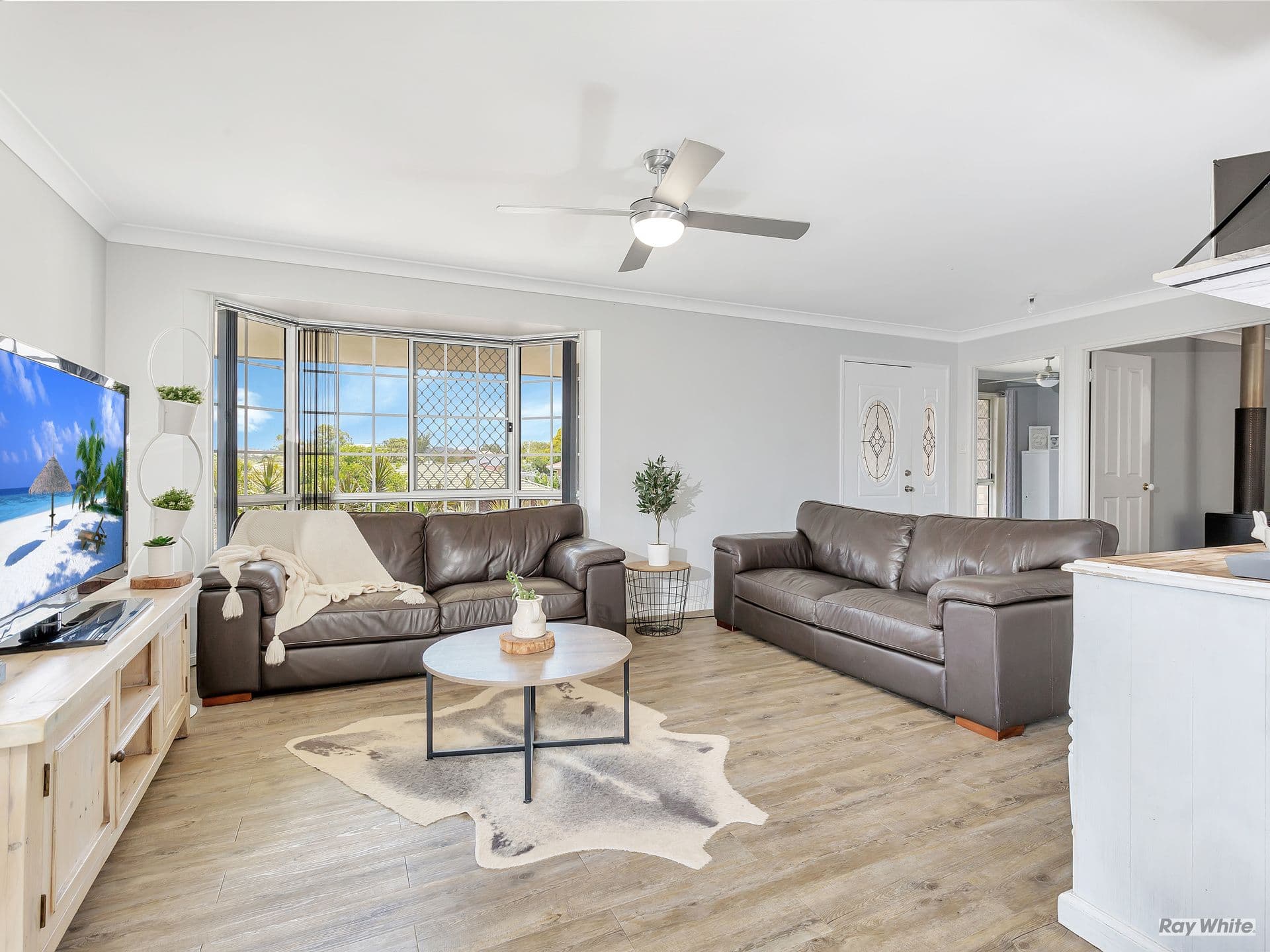 1 Theodore Court, Collingwood Park QLD 4301, Collingwood Park - Thumbnail 2