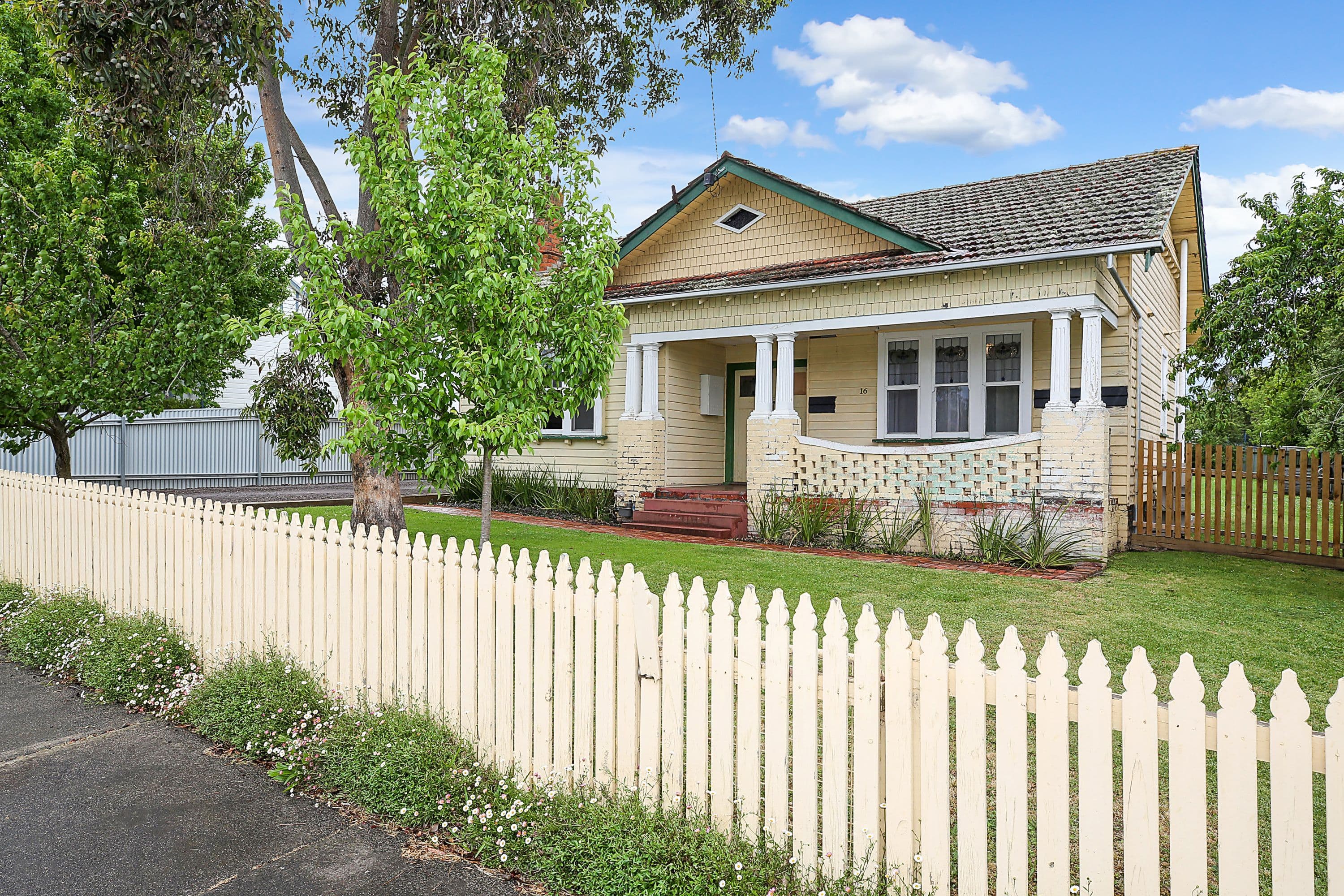 16 Walls Street, Camperdown VIC 3260, Camperdown - Image 1