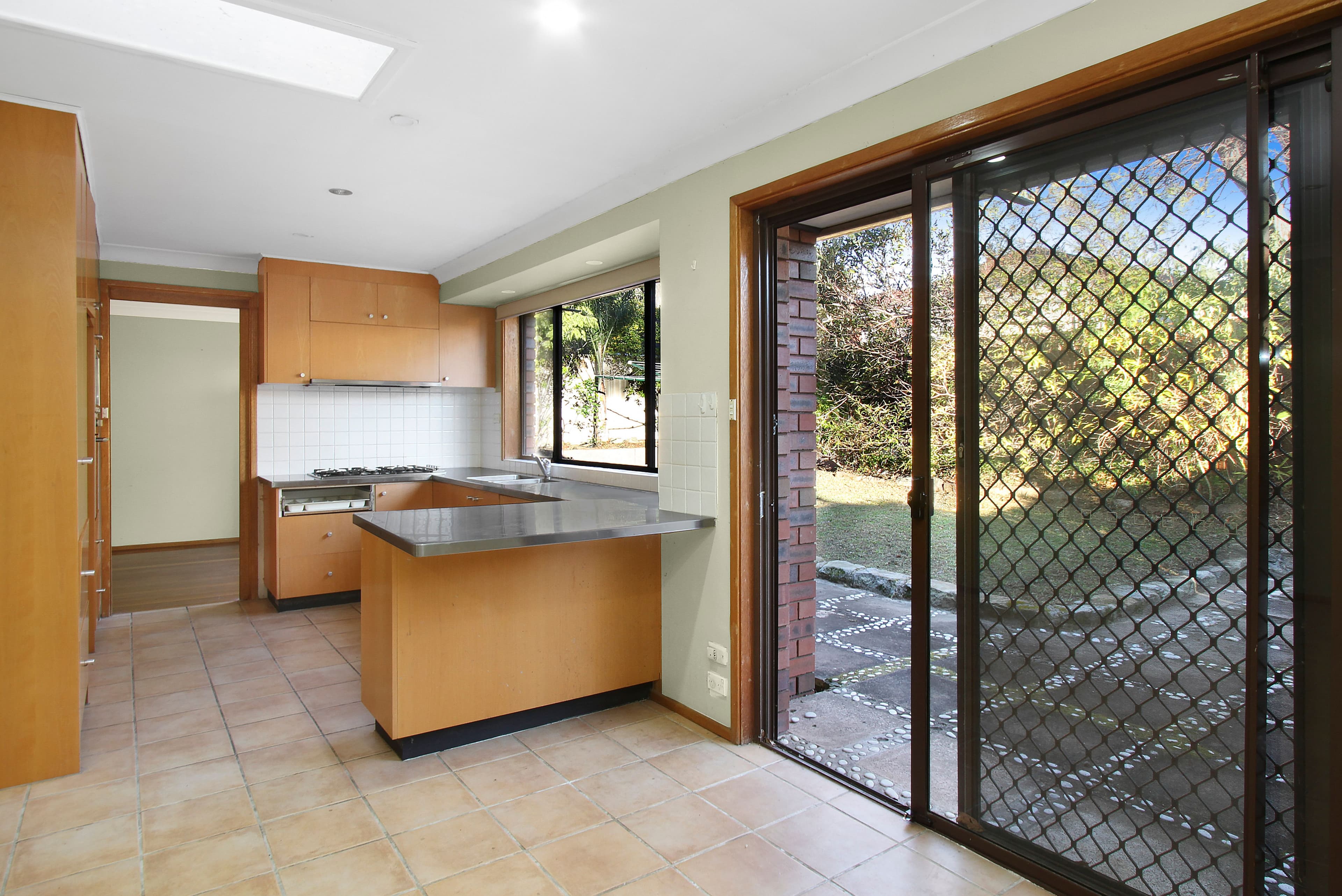 34 Flinders Road, Earlwood NSW 2206, Earlwood - Thumbnail 3
