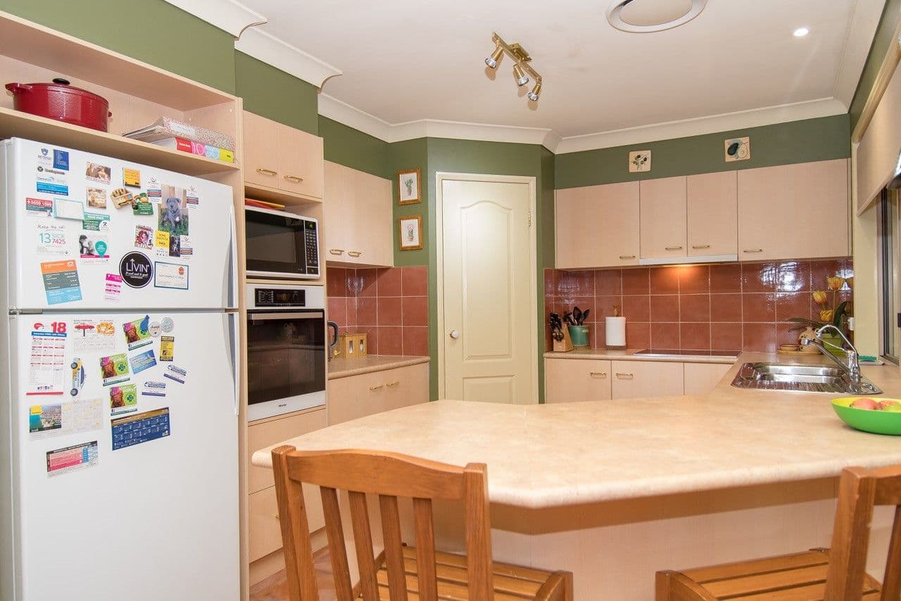 8 Makemo Street, Pacific Pines QLD 4211, Pacific Pines - Thumbnail 4