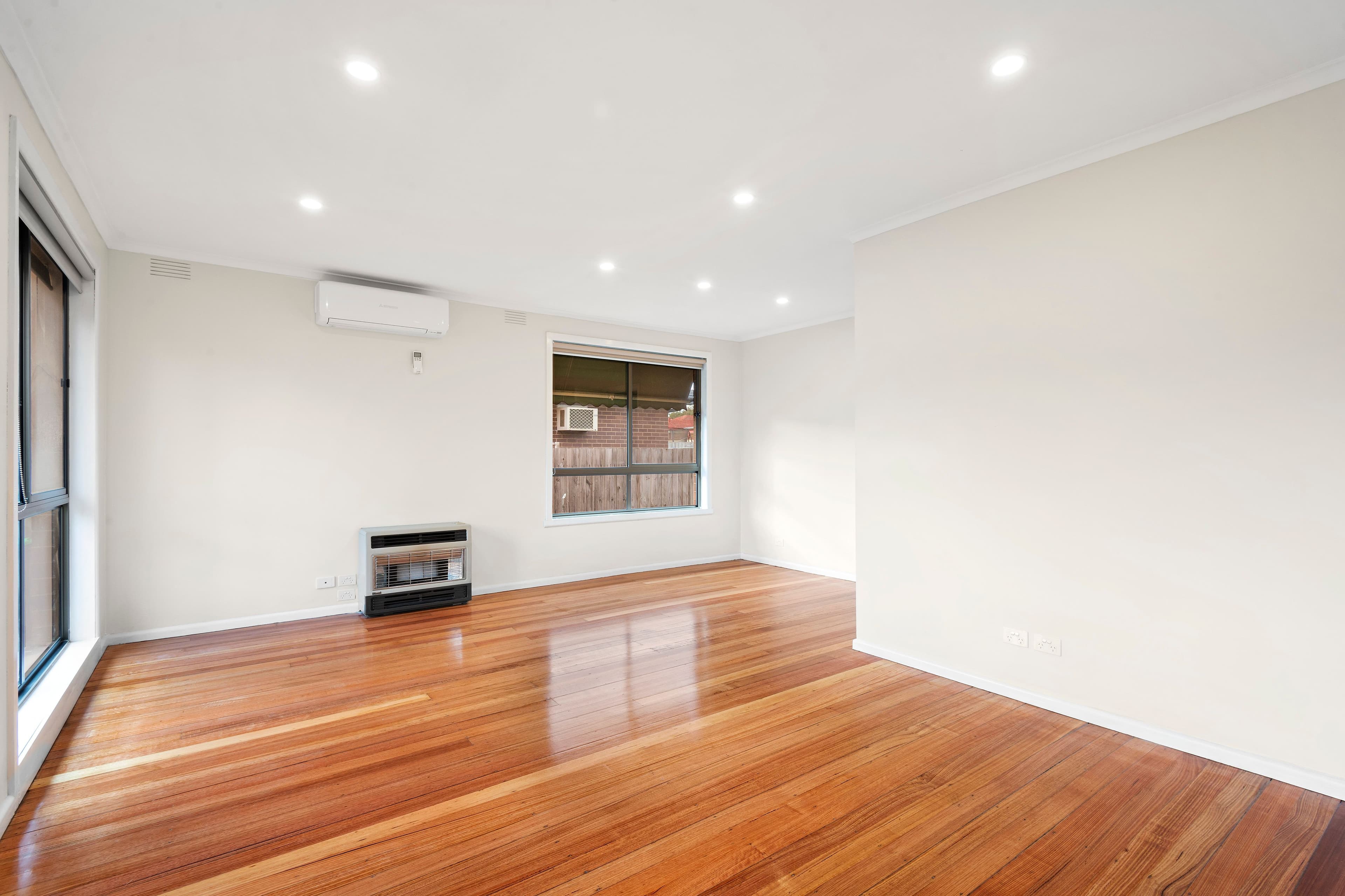 12 Columbia Street, Oakleigh South VIC 3167, Oakleigh South - Thumbnail 3