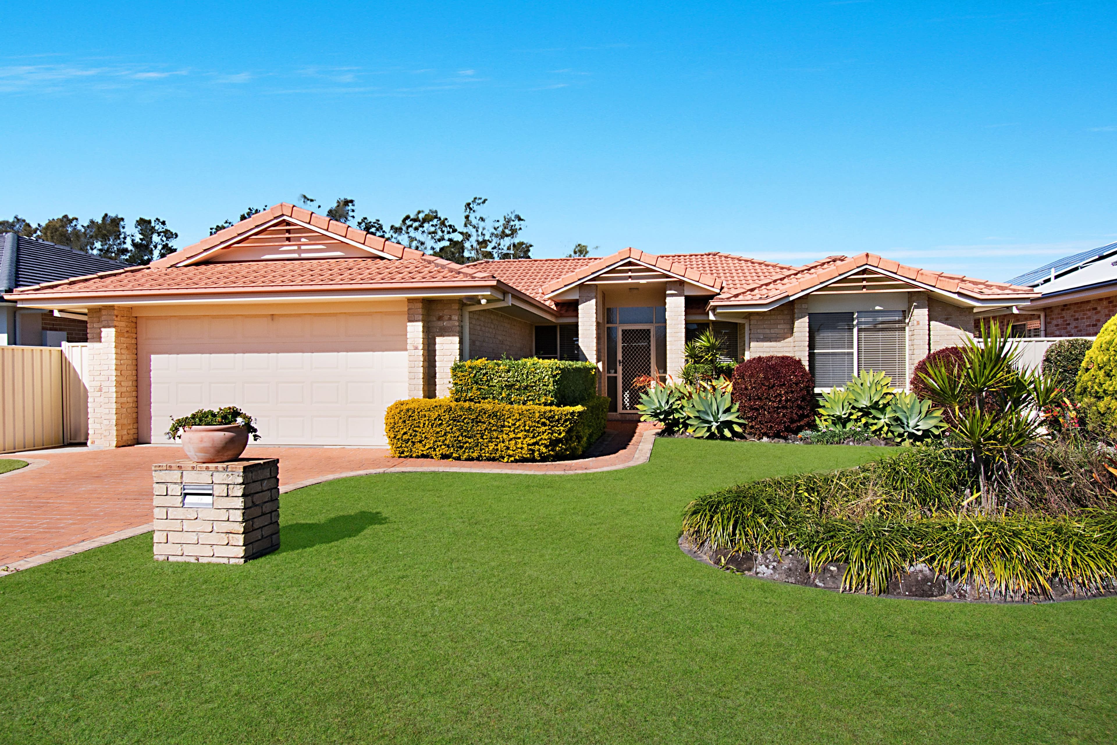 18 Bayview Drive, Yamba - Image 1