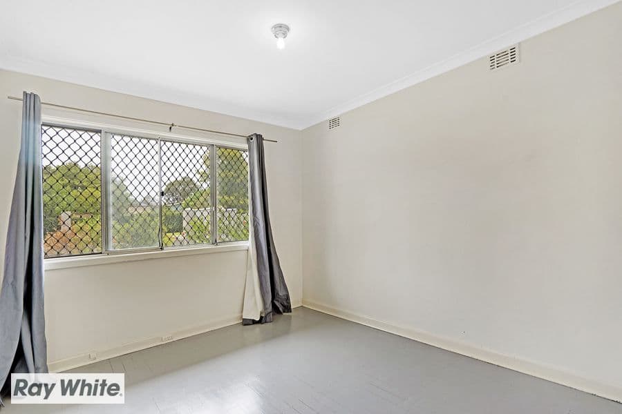 8 Shalford Way, Girrawheen WA 6064, Girrawheen - Thumbnail 8