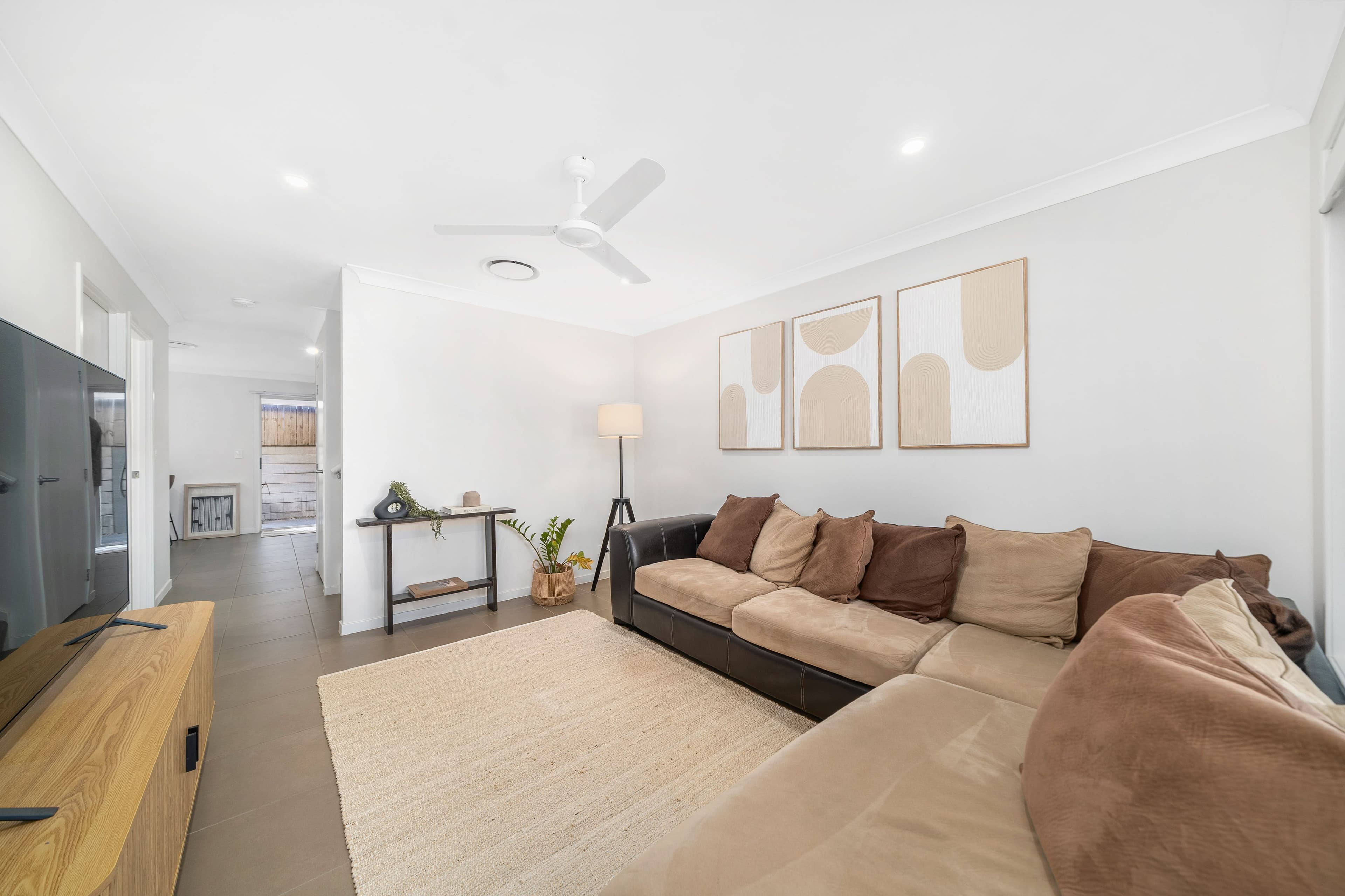 11 Chelmsford Road, Mango Hill QLD 4509, Mango Hill - Thumbnail 6