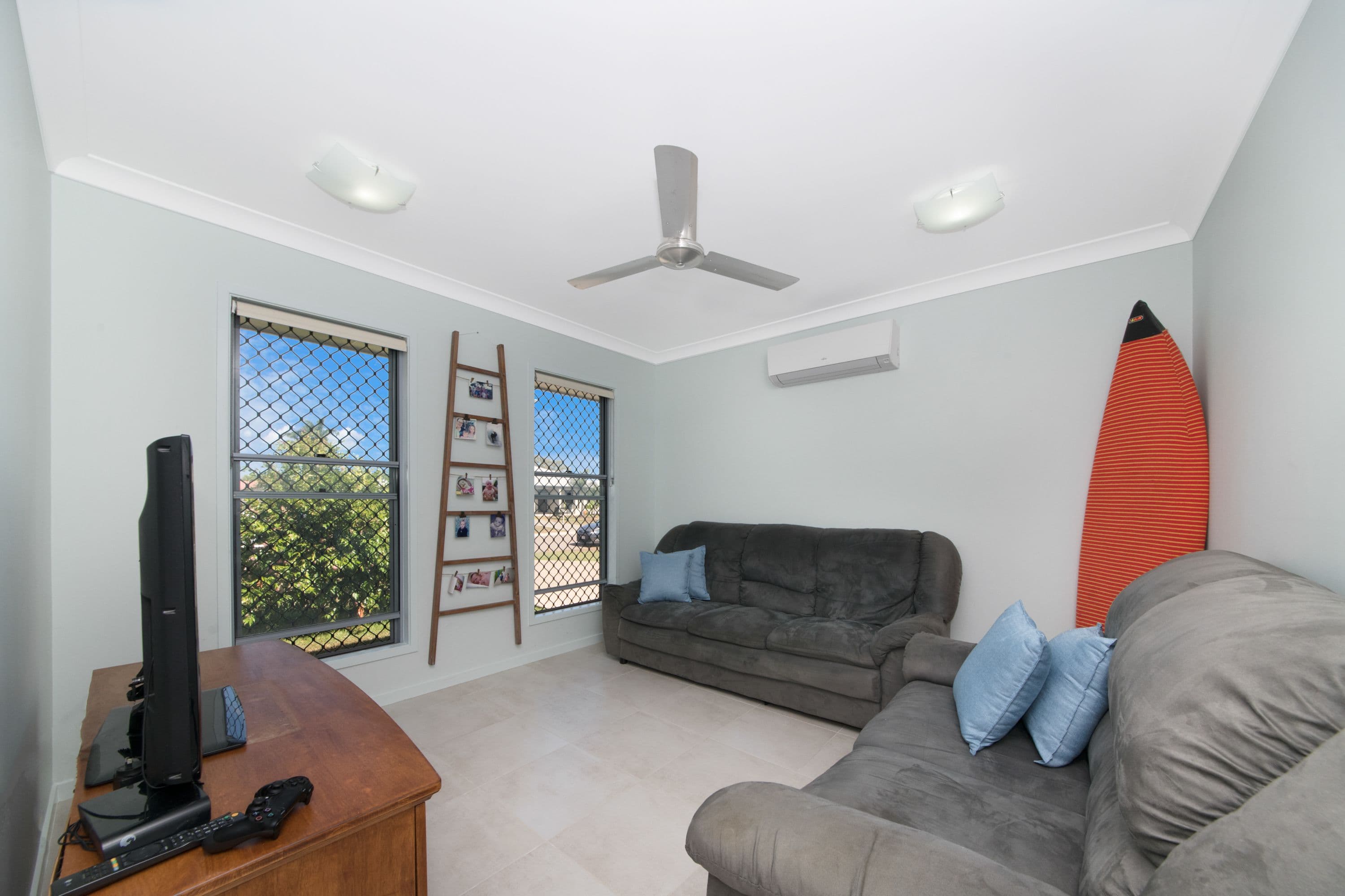 24 Heather Avenue, Rasmussen QLD 4815, Rasmussen - Thumbnail 2