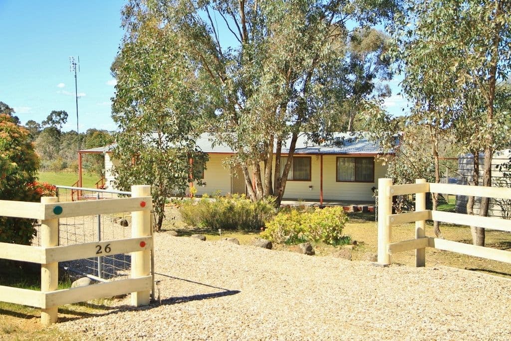 26 Hakea Court, Heathcote VIC 3523, Heathcote - Thumbnail 2