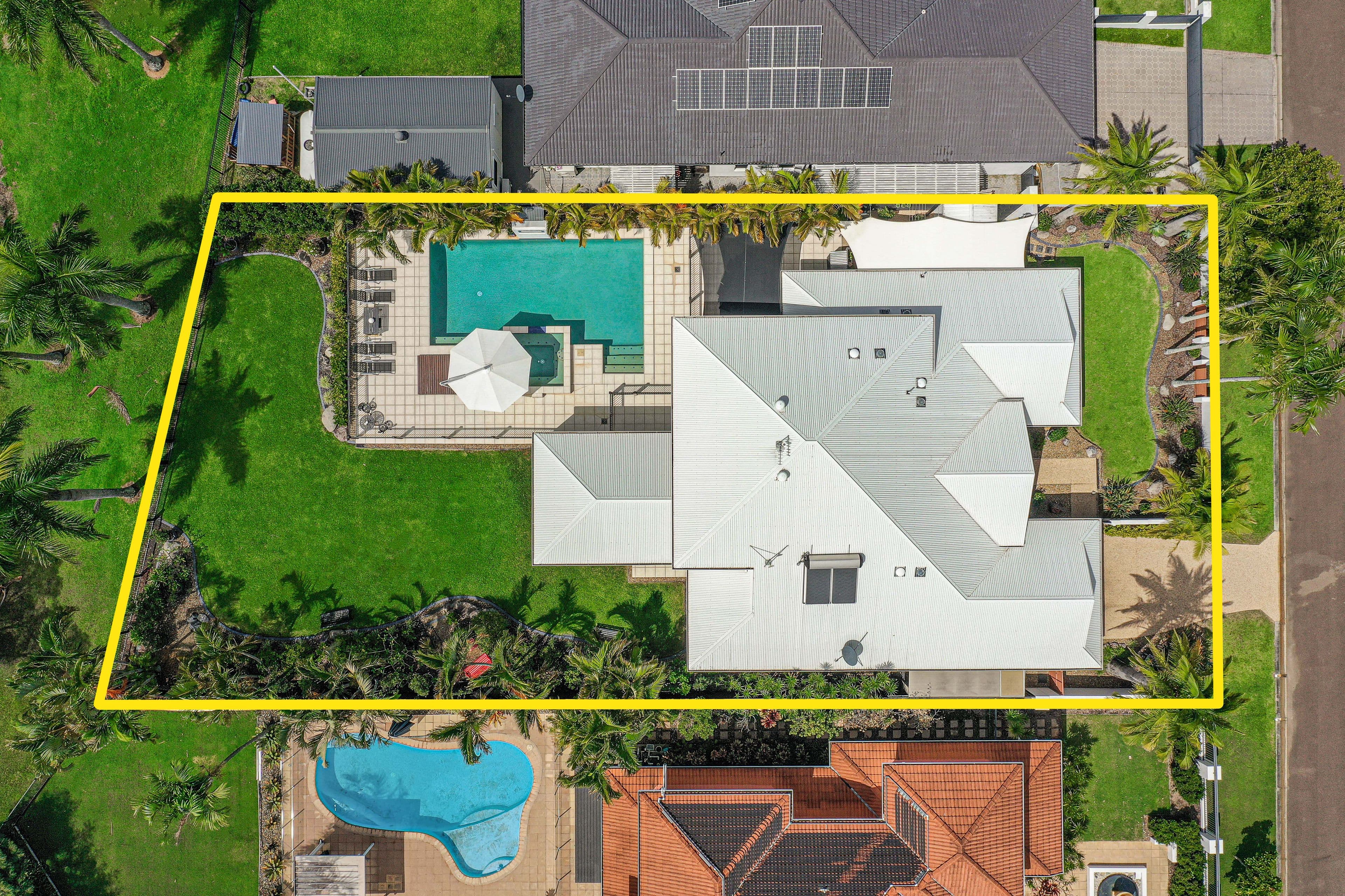21 Kuthar Street, Pelican Waters QLD 4551, Pelican Waters - Thumbnail 2