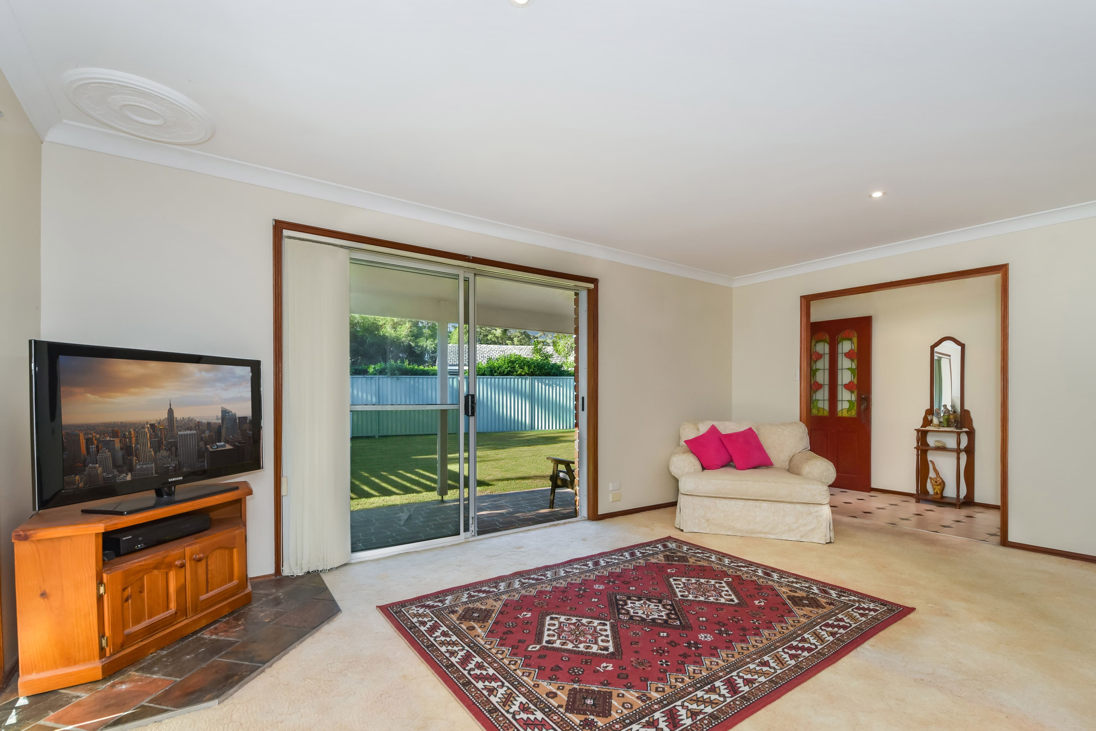 22 Murrumbidgee Crescent, Bateau Bay - Thumbnail 2