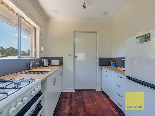 1/56 Williams Street, Kalamunda WA 6076, Kalamunda - Thumbnail 5