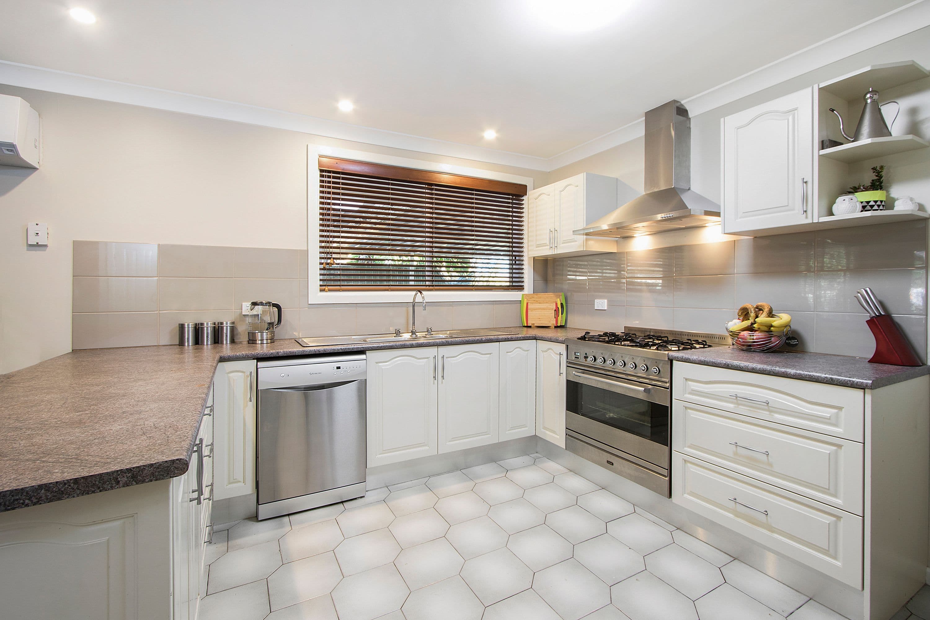 20 Harradine Crescent, Bligh Park - Thumbnail 8