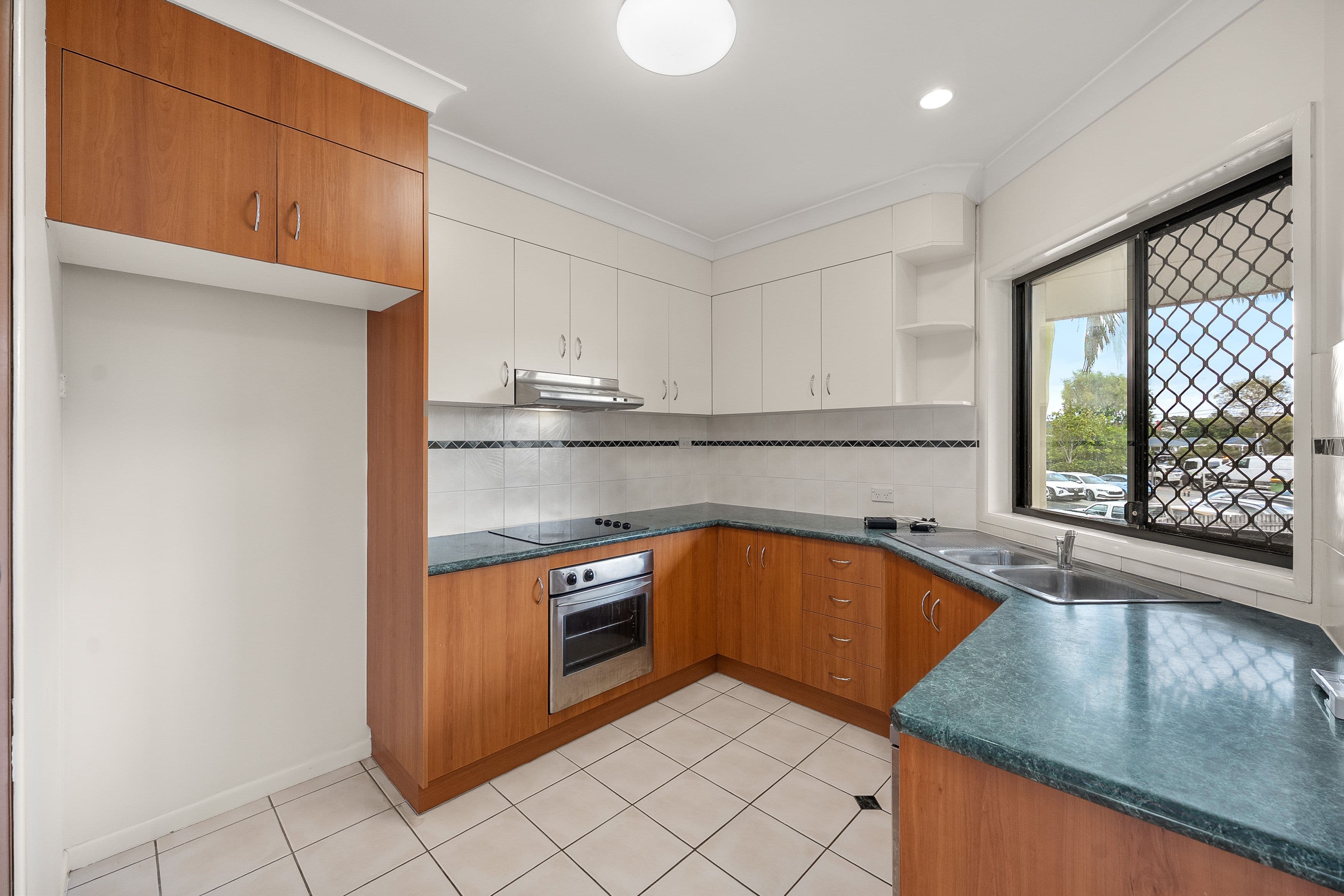 18 Whitley Street, Mount Gravatt East QLD 4122, Mount Gravatt East - Thumbnail 6