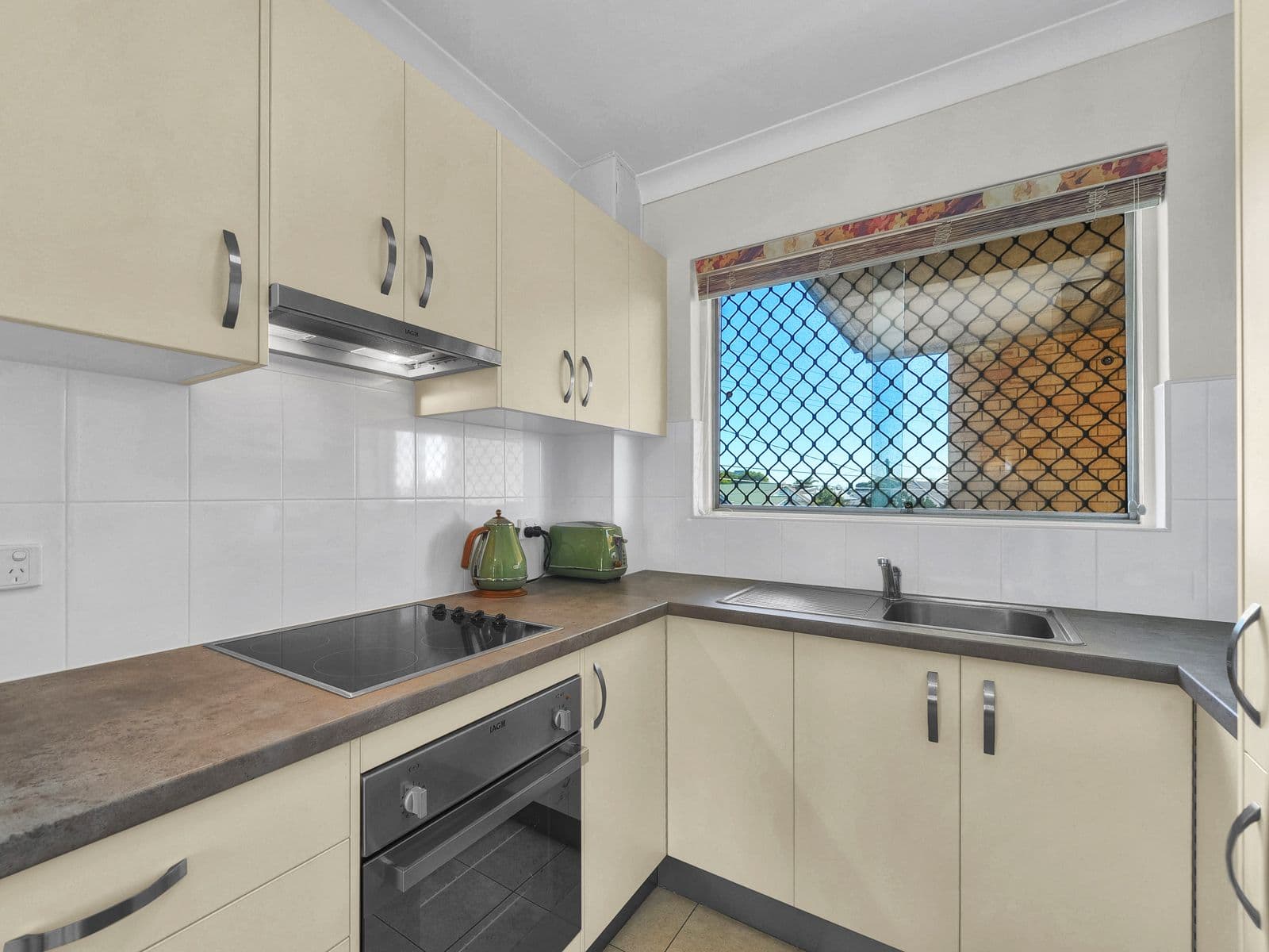 278 Cavendish Road, Coorparoo QLD 4151, Coorparoo - Thumbnail 4