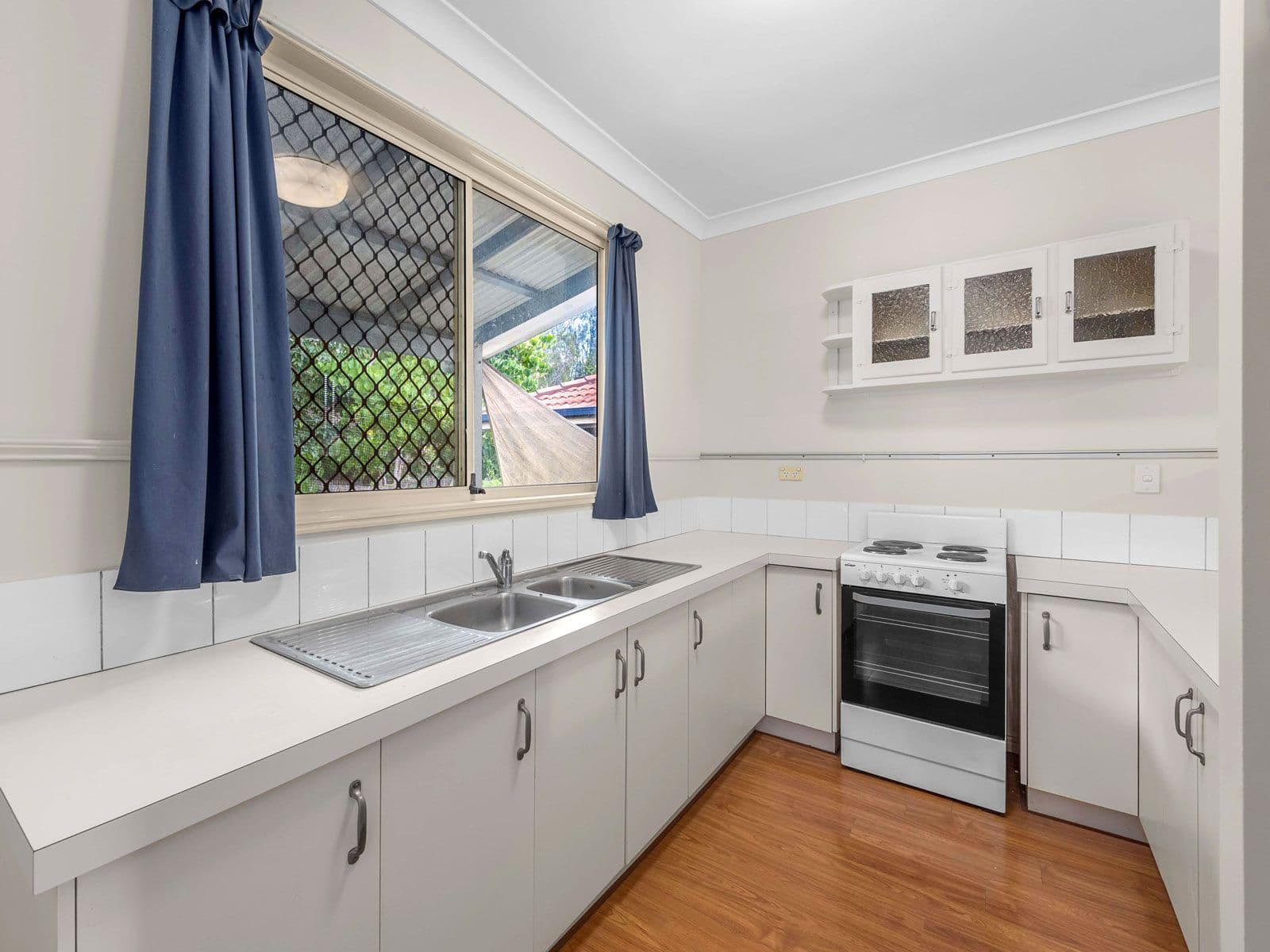 6 Popondetta Close, Darra QLD 4076, Darra - Thumbnail 2