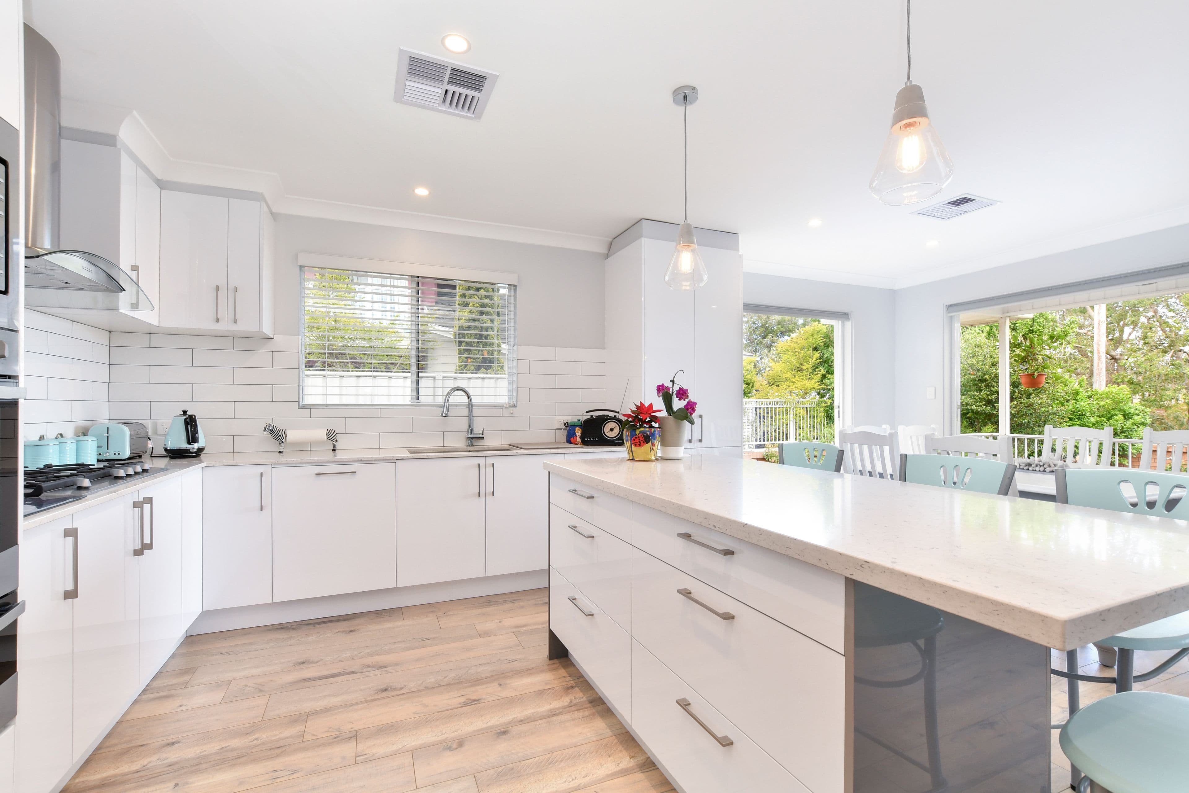 27 South Street, Umina Beach NSW 2257, Umina Beach - Thumbnail 2