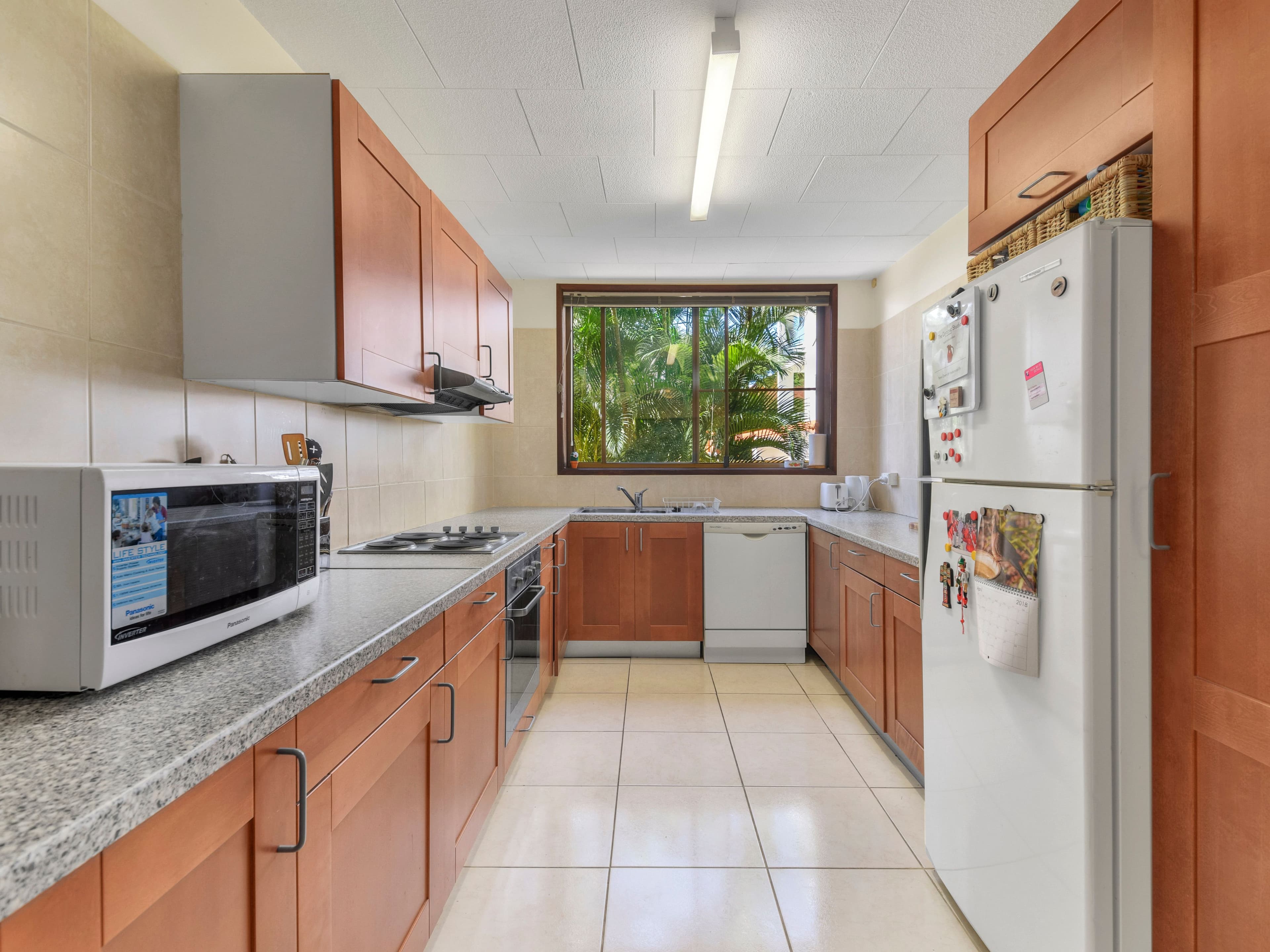 60 Lambert Road, Indooroopilly QLD 4068, Indooroopilly - Thumbnail 4