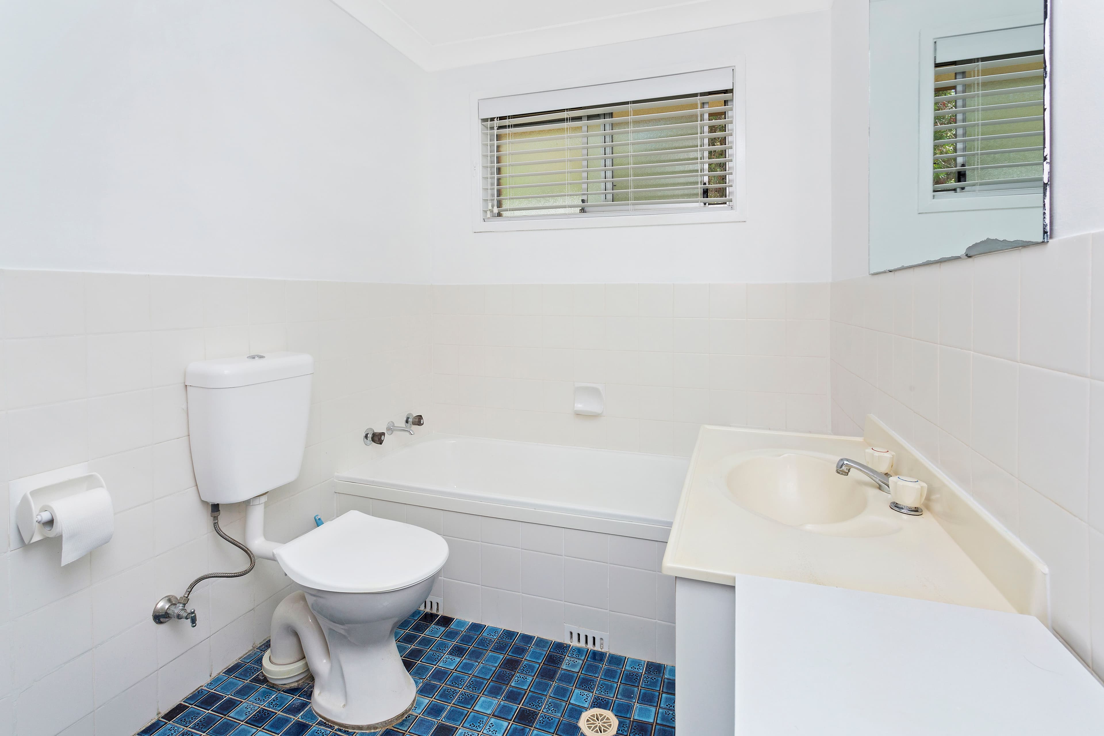 12 Henley Avenue, Kiama NSW 2533, Kiama - Thumbnail 6