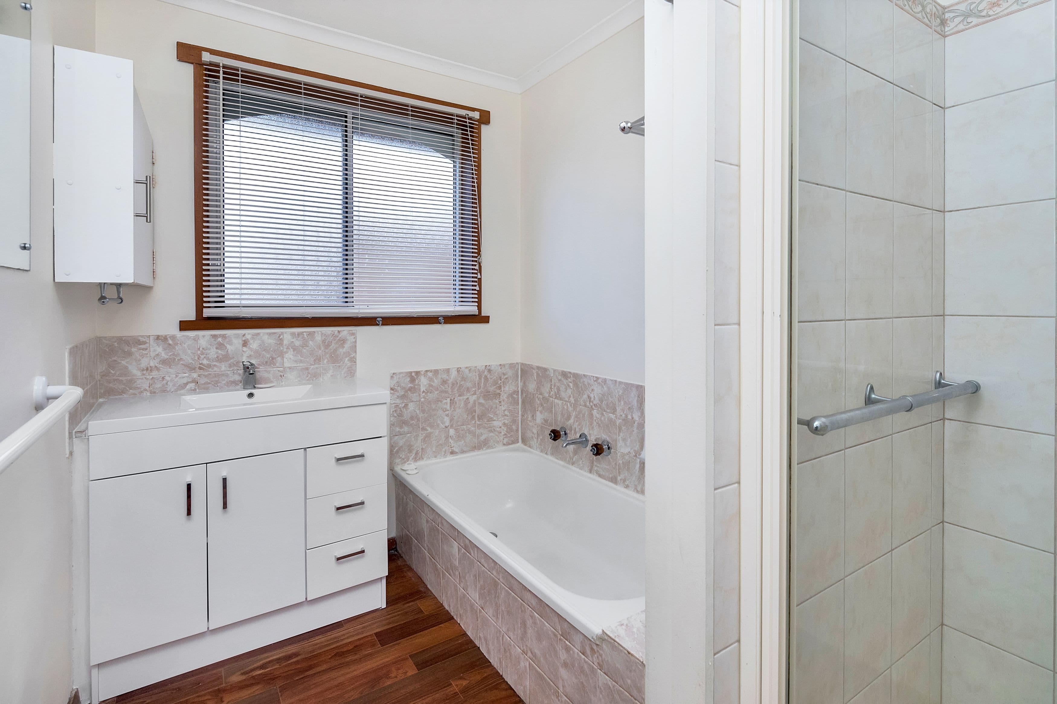 11 McNulty Drive, Wendouree  Victoria  3355, Australia, Wendouree - Thumbnail 6