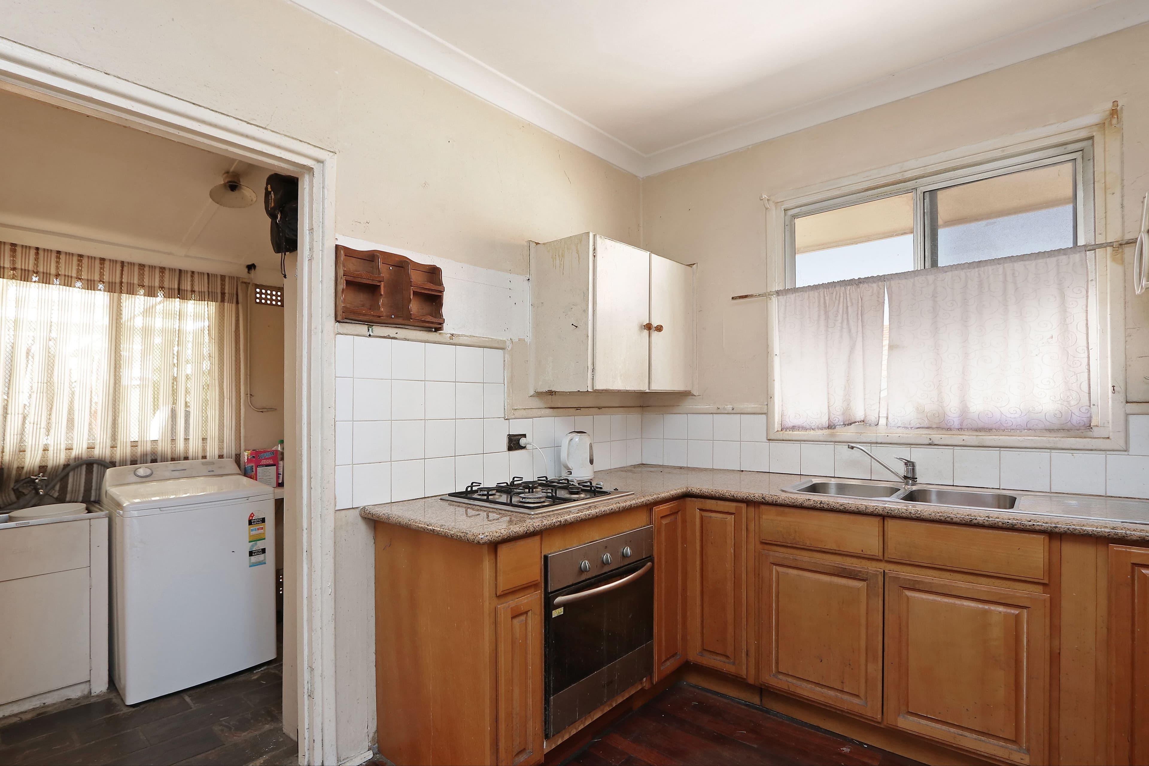 38 Bungaree Road, Wilson WA 6107, Wilson - Thumbnail 4