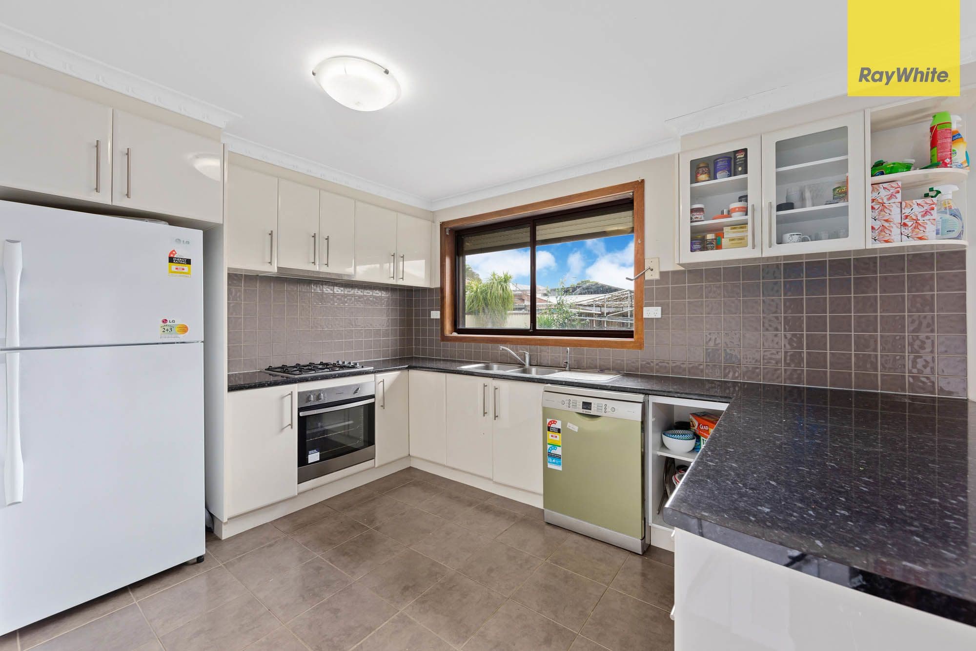 15 Rita Street, St Albans VIC 3021, St Albans - Thumbnail 3