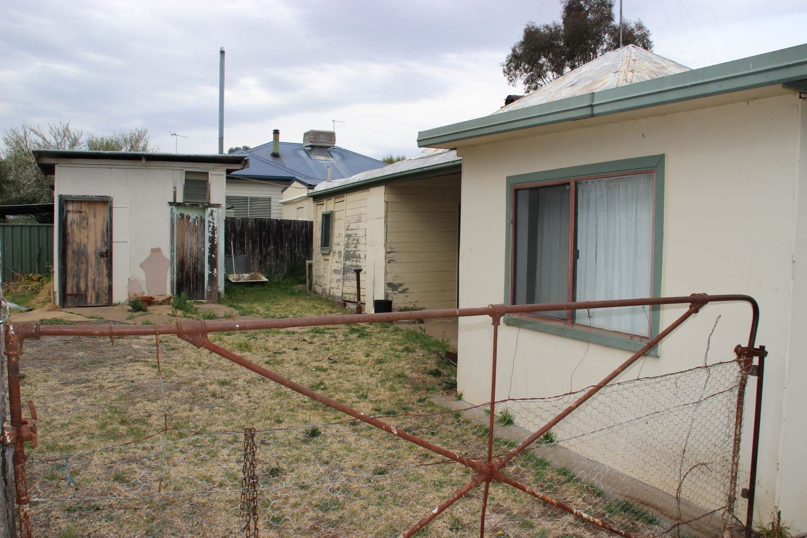 19 Robertson Street, Coonabarabran - Thumbnail 3