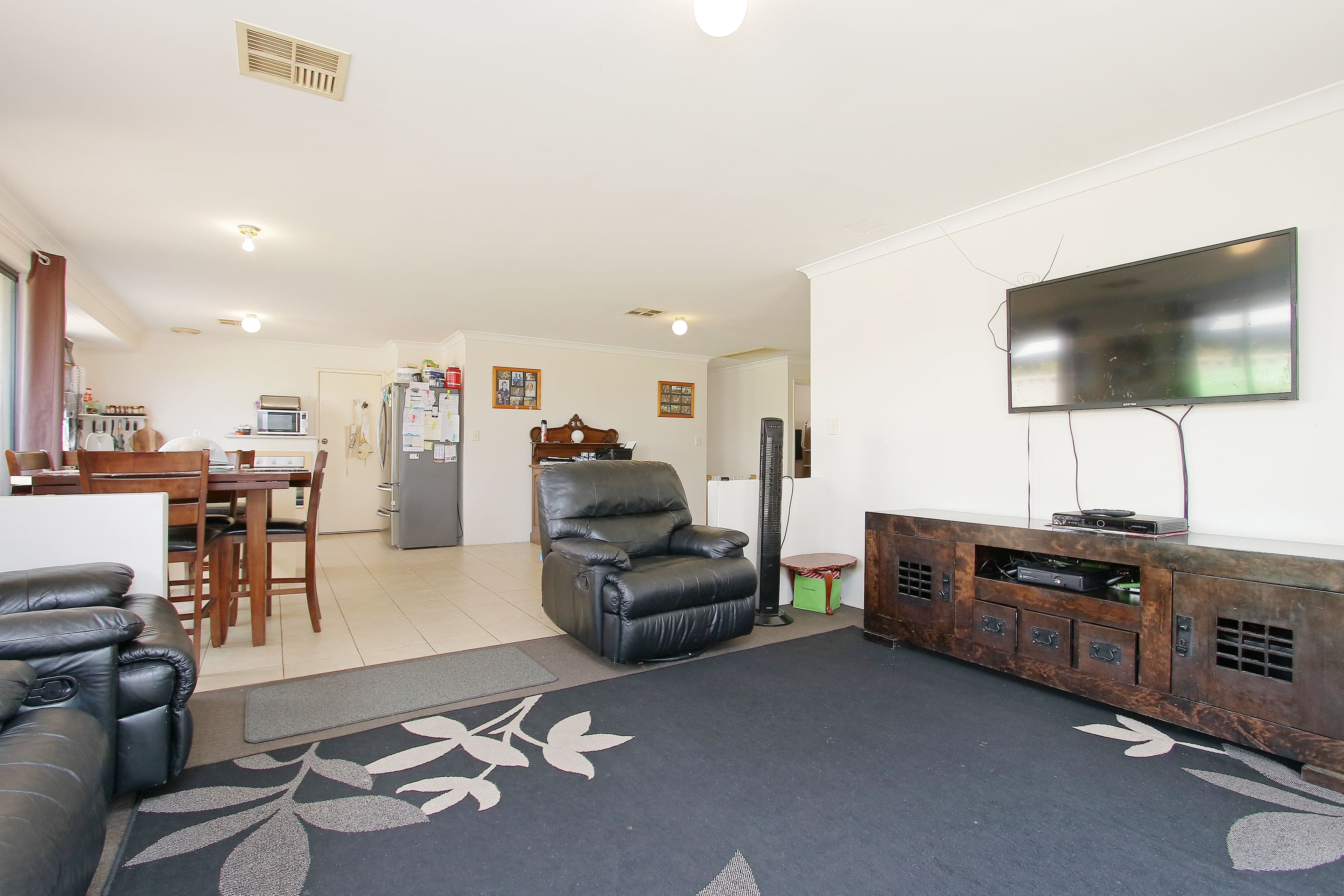 40 Amherst Road, Canning Vale WA 6155, Canning Vale - Thumbnail 3