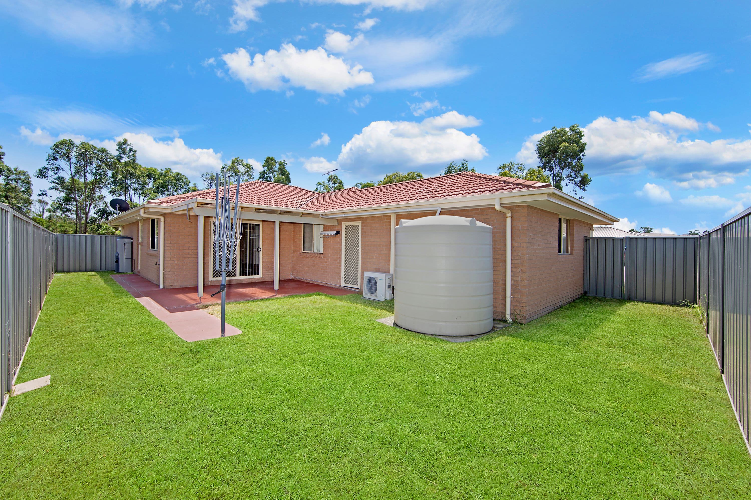 19 Peony Place, Hamlyn Terrace - Thumbnail 4
