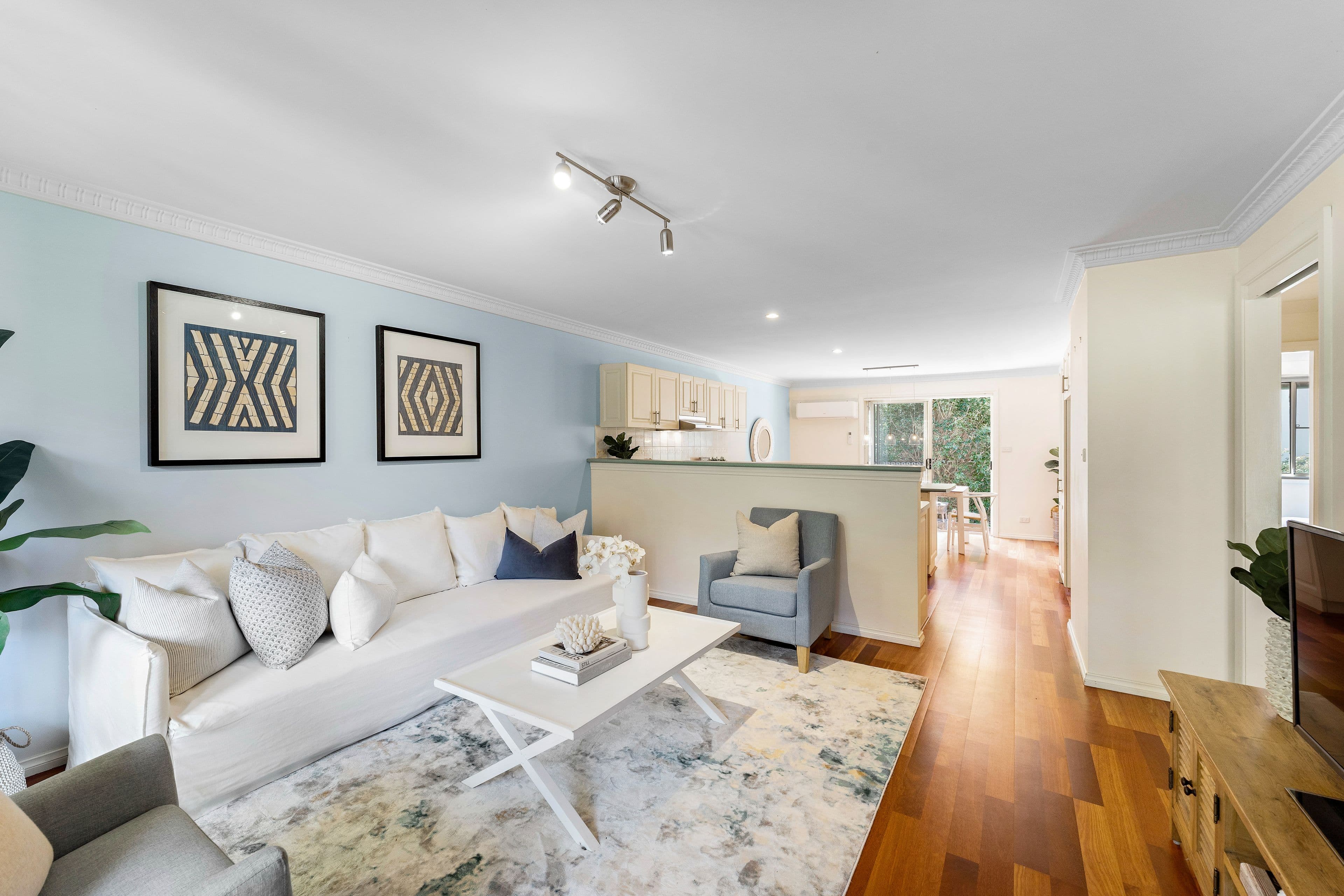 33 Stuart Street, Helensburgh NSW 2508, Helensburgh - Thumbnail 2
