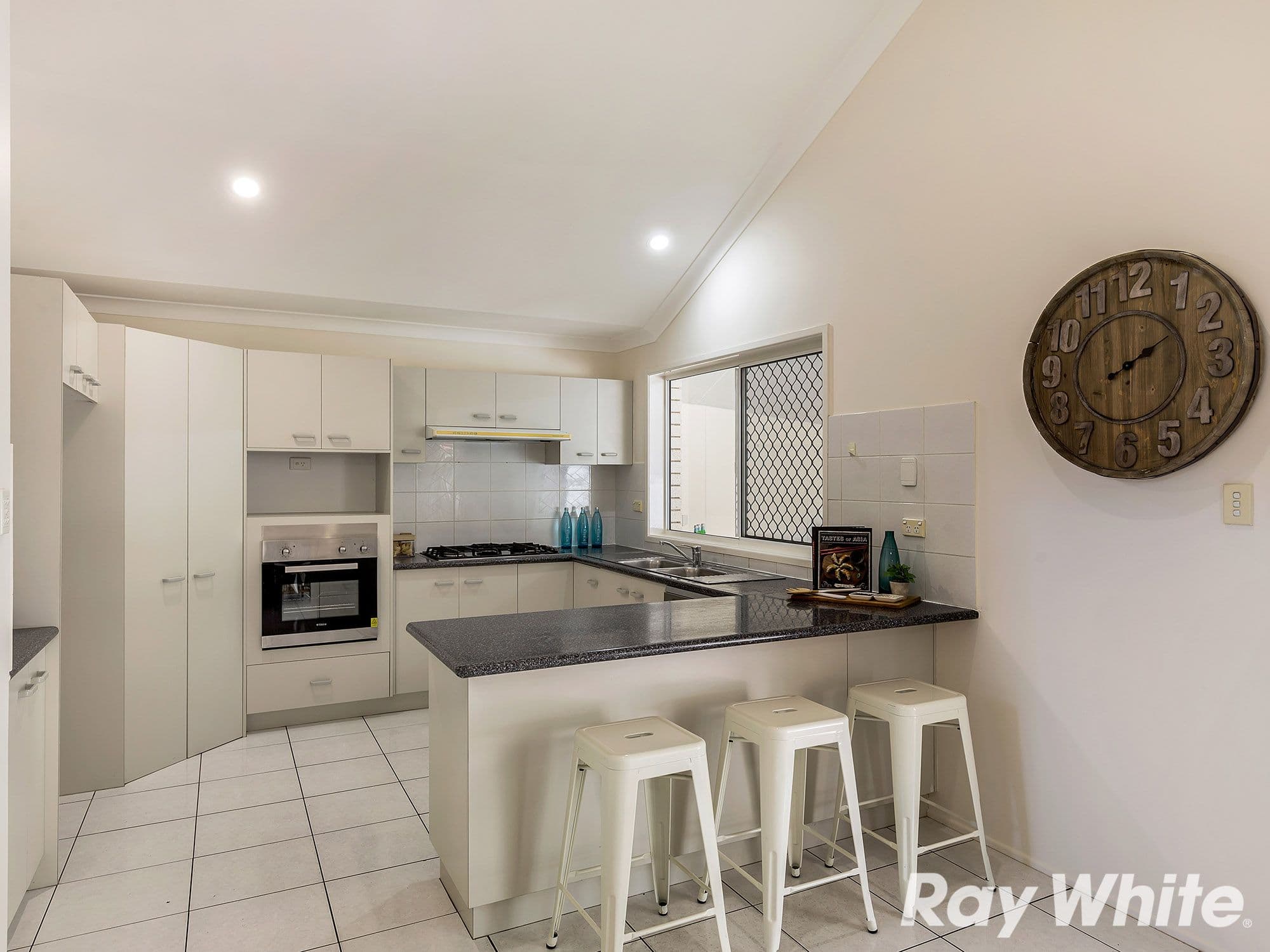 29 Swan Lake Crescent, Calamvale QLD 4116, Calamvale - Thumbnail 7