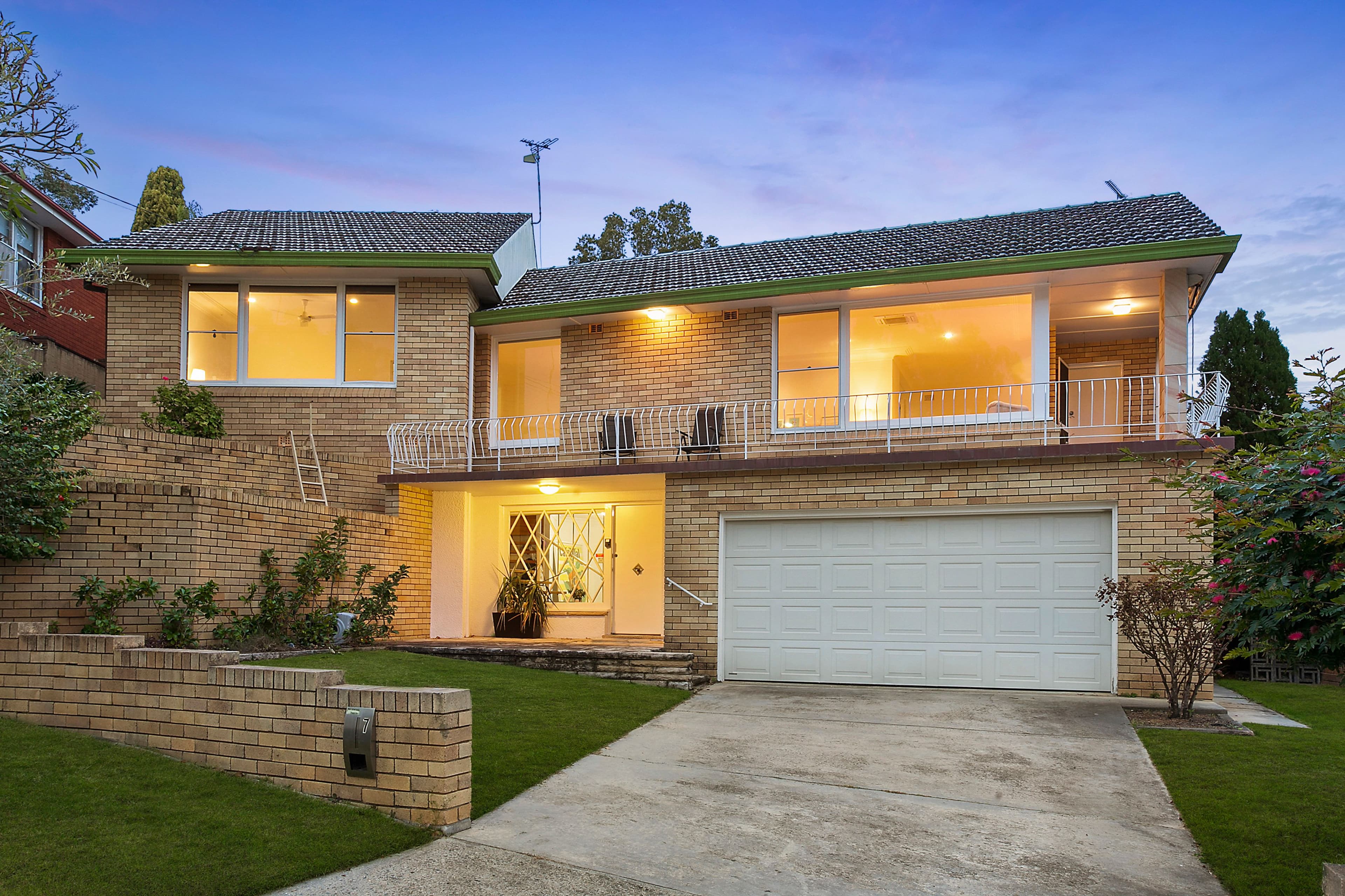 7 Tawarri Crescent, Kyle Bay - Image 1