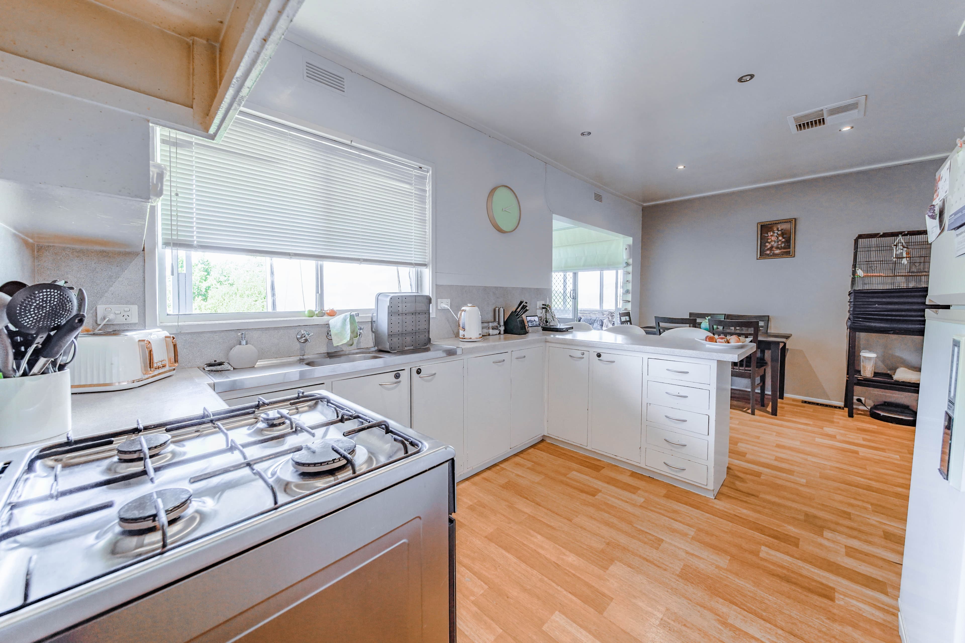 14 Illingworth Street, Golden Square VIC 3555, Golden Square - Thumbnail 6