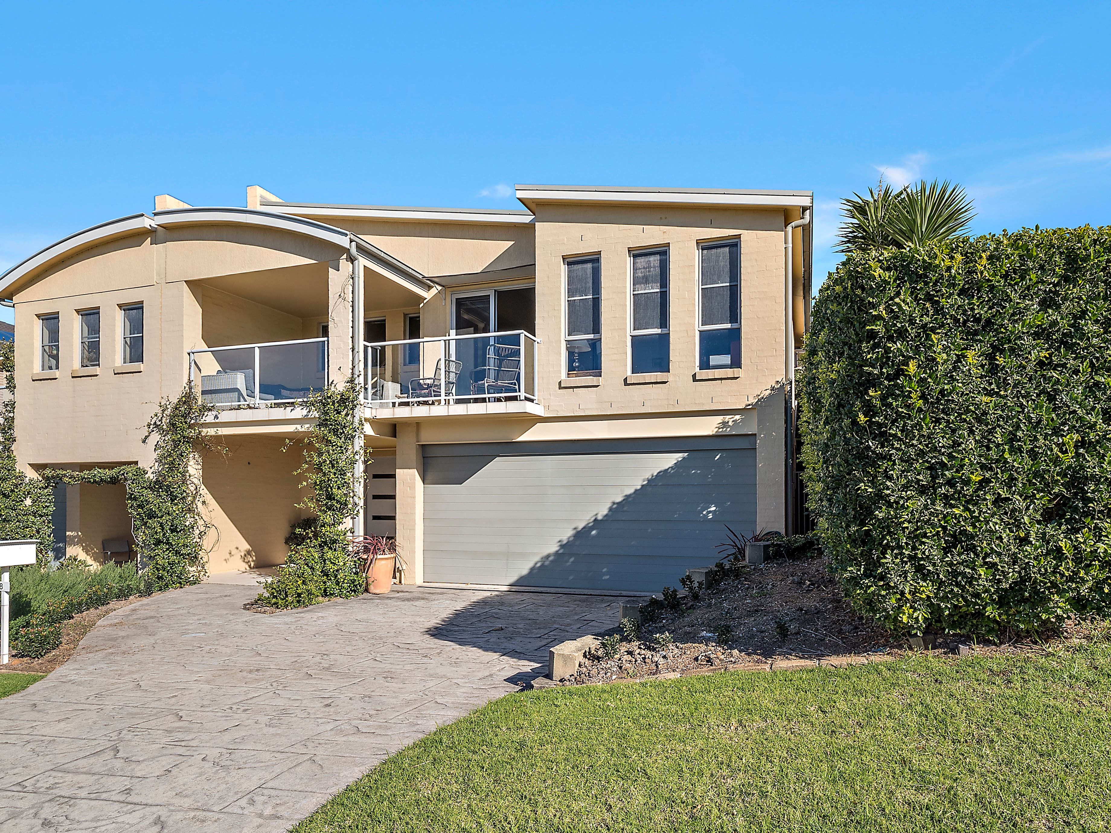 8 Price Avenue, Kiama NSW 2533, Kiama - Image 1