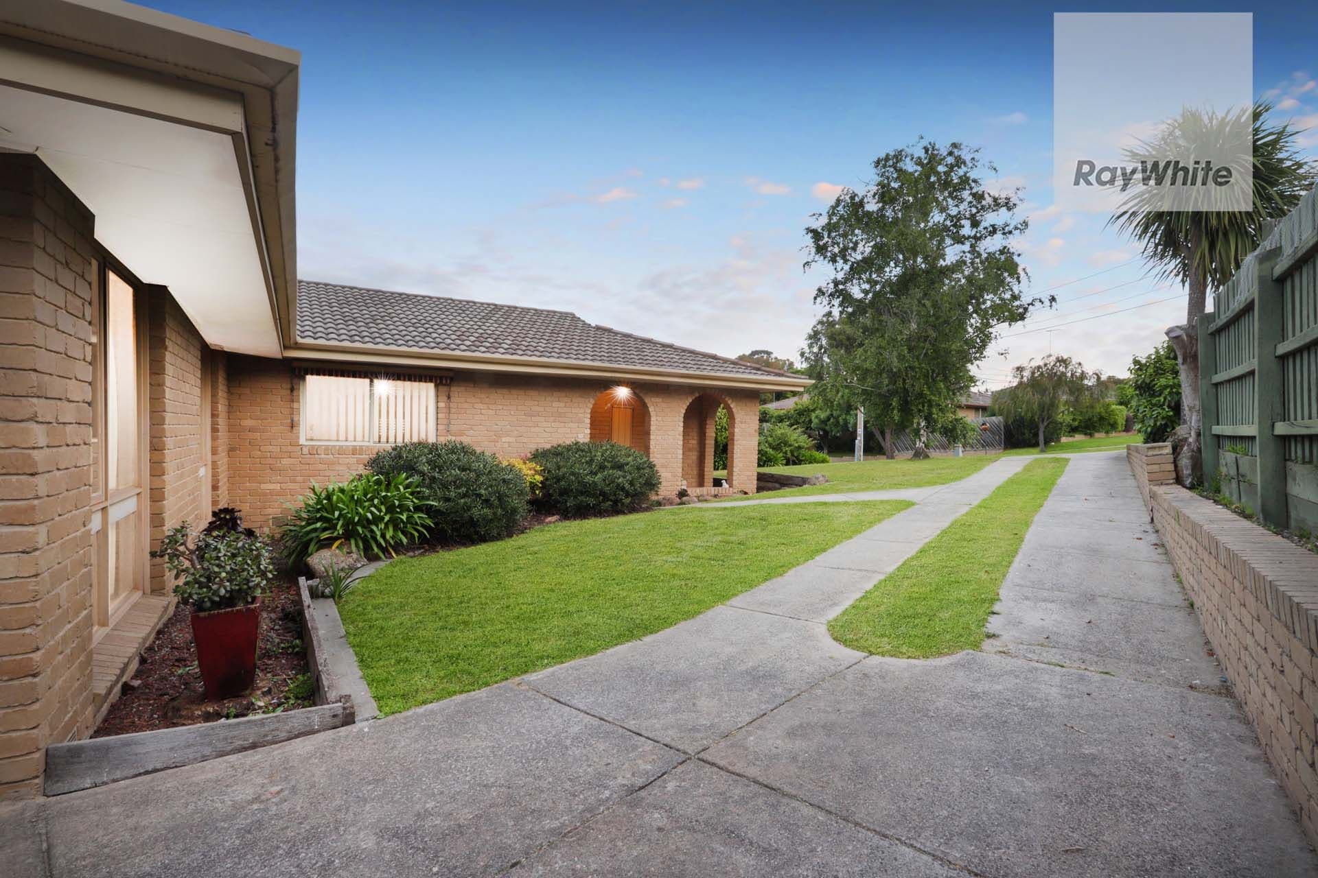 4 Caple Place, Gladstone Park VIC 3043, Gladstone Park - Thumbnail 4