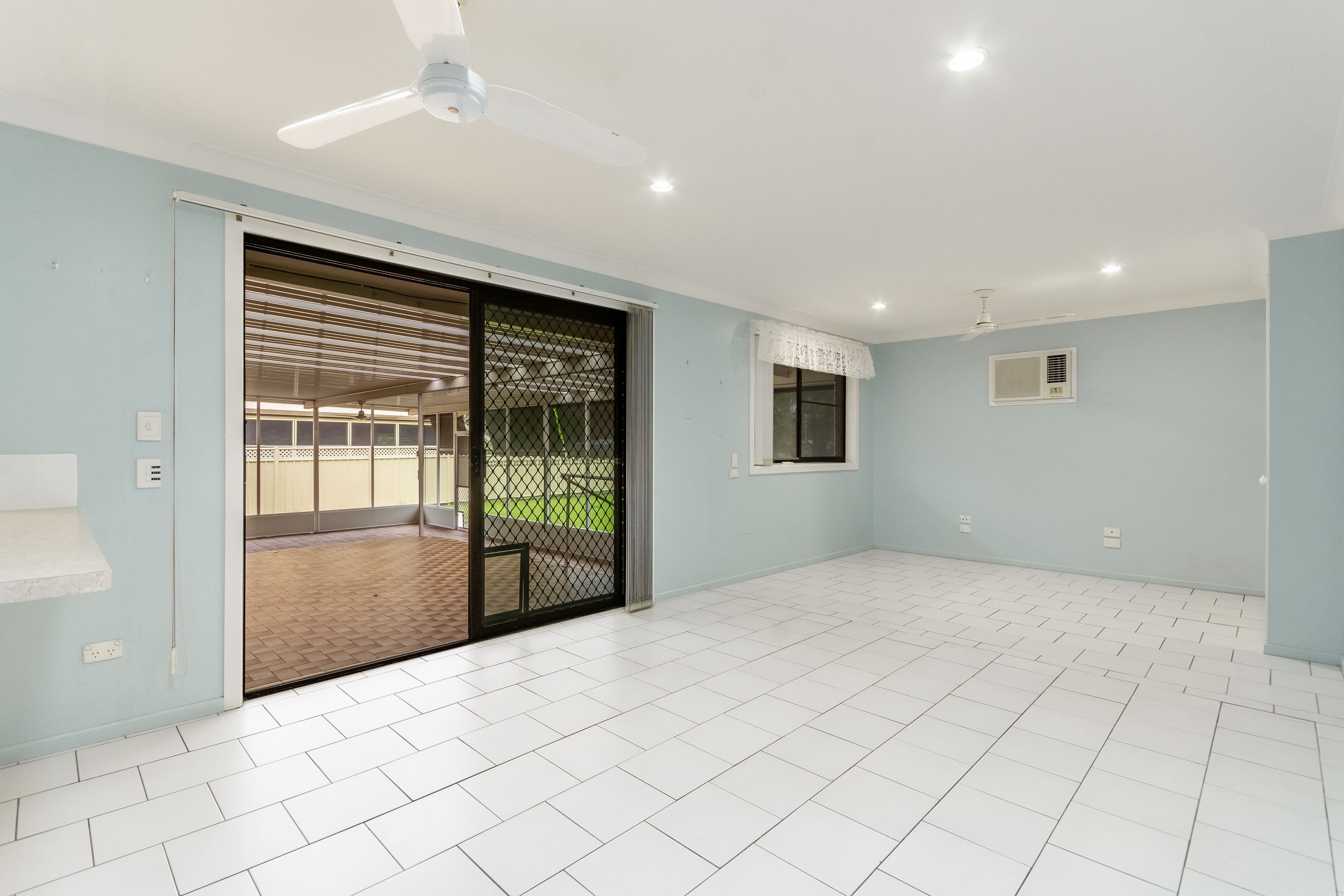 57 Shores Drive, Yamba NSW 2464, Yamba - Thumbnail 2