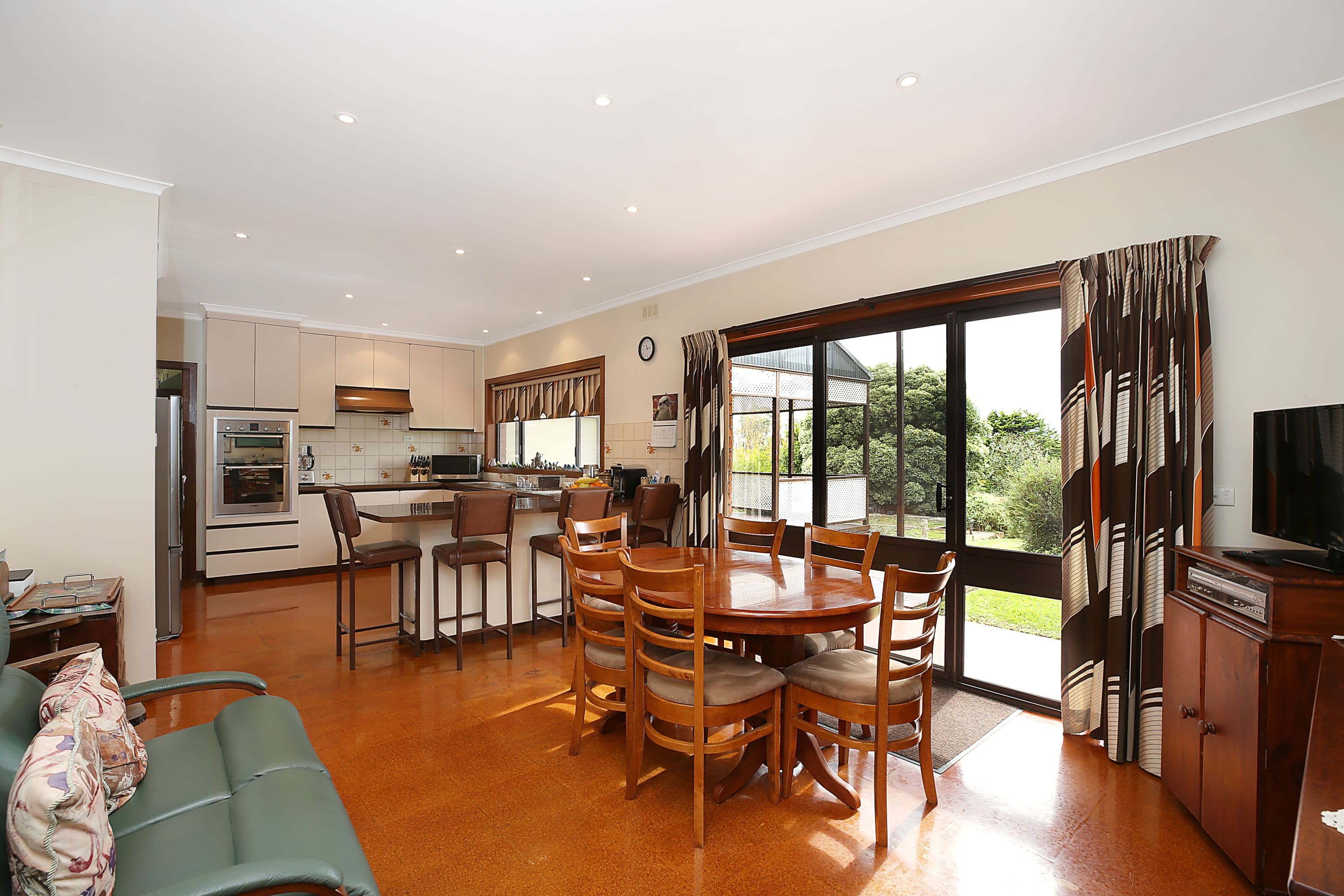 24 Beatons Road, Cobden VIC 3266, Cobden - Thumbnail 6