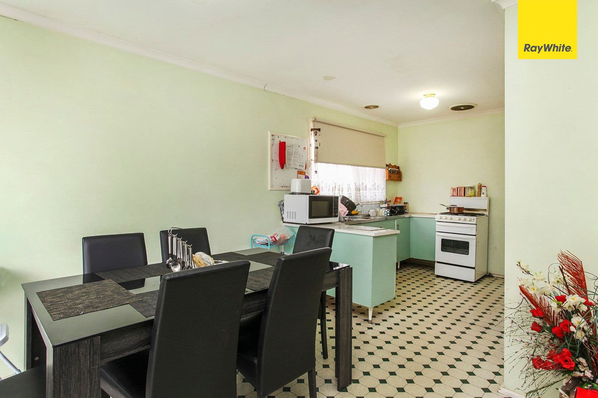 12 Richard Road, Melton South VIC 3338, Melton South - Thumbnail 3