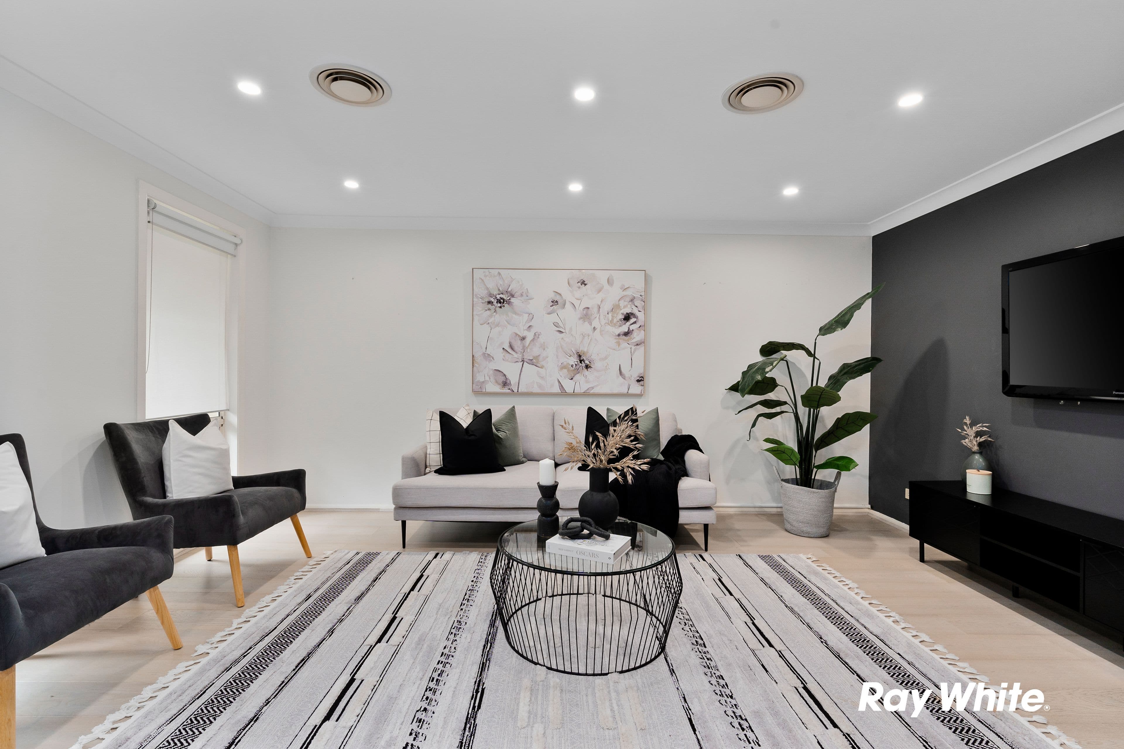 8 Darcy Street, Stanhope Gardens NSW 2768, Stanhope Gardens - Thumbnail 2