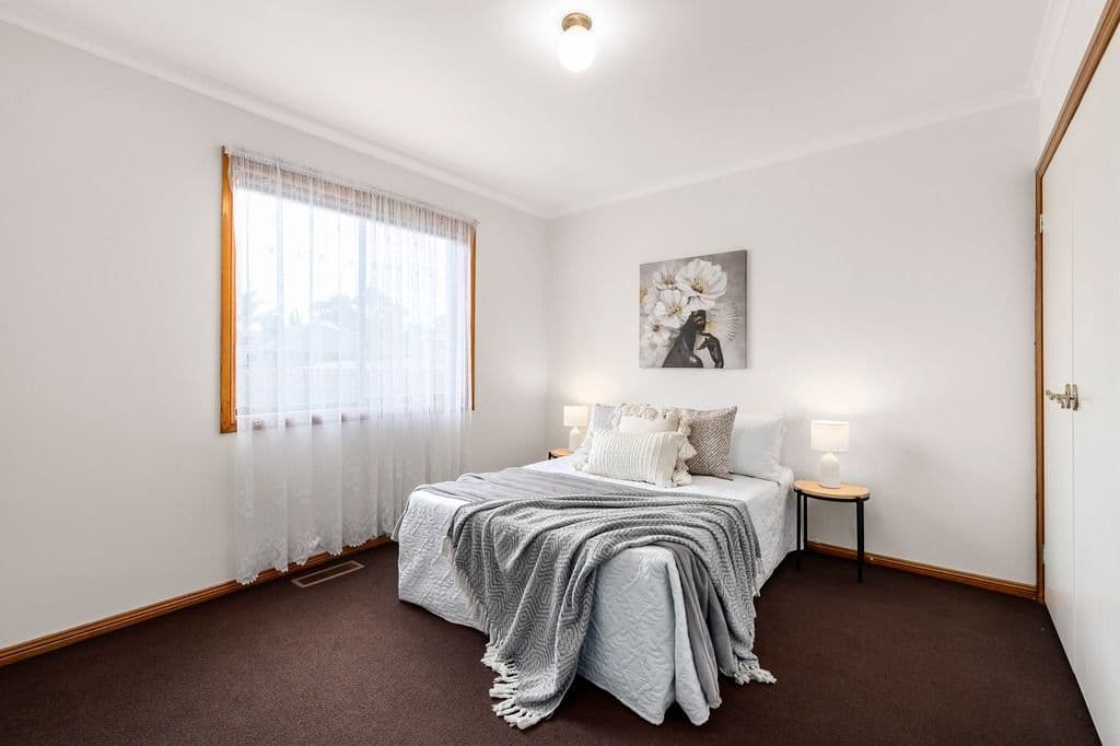 71 Prince of Wales Avenue, Mill Park VIC 3082, Mill Park - Thumbnail 6
