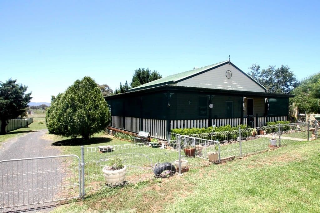 146 Loder Street, Quirindi - Image 1