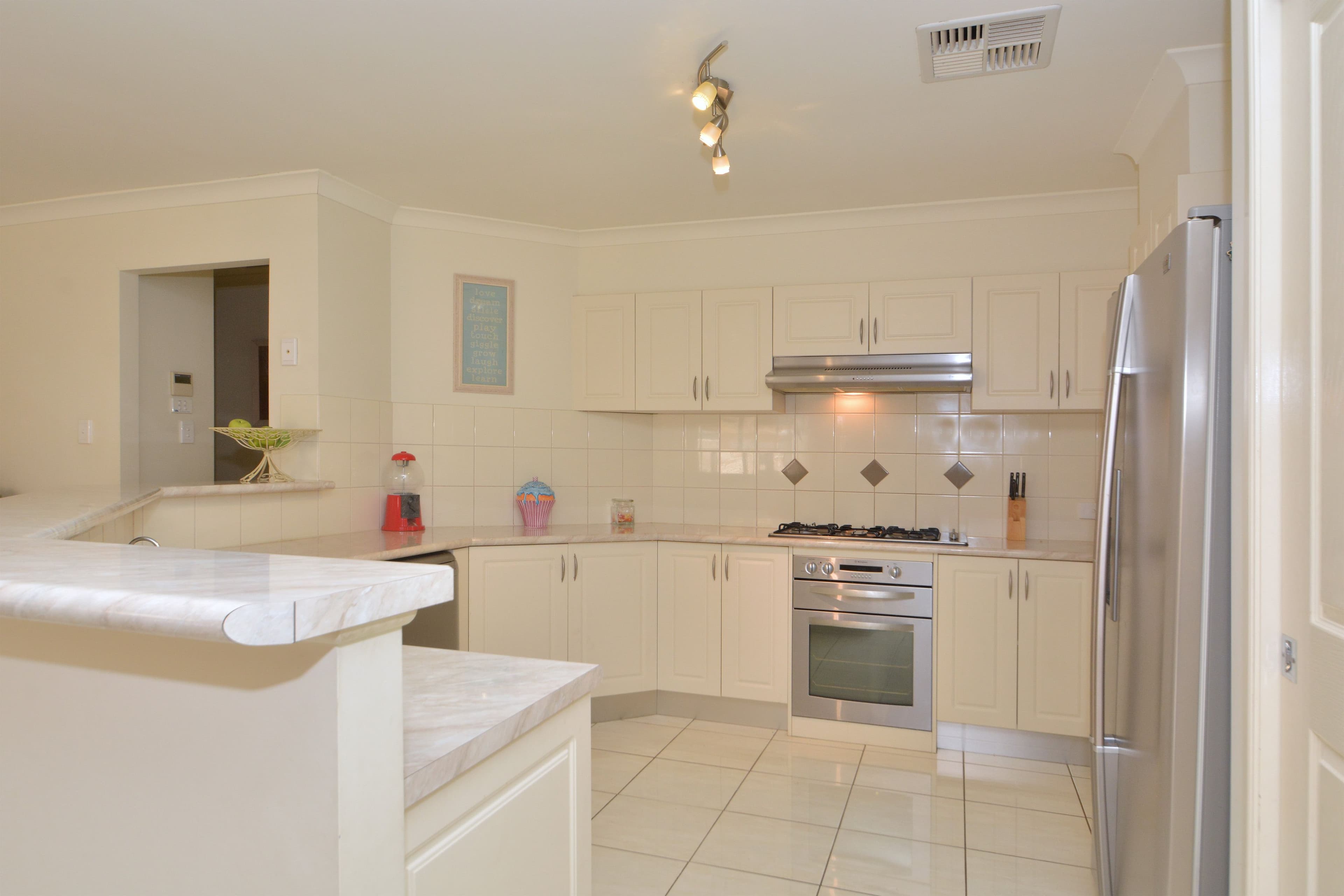 8 Connel Drive, Heddon Greta - Thumbnail 3