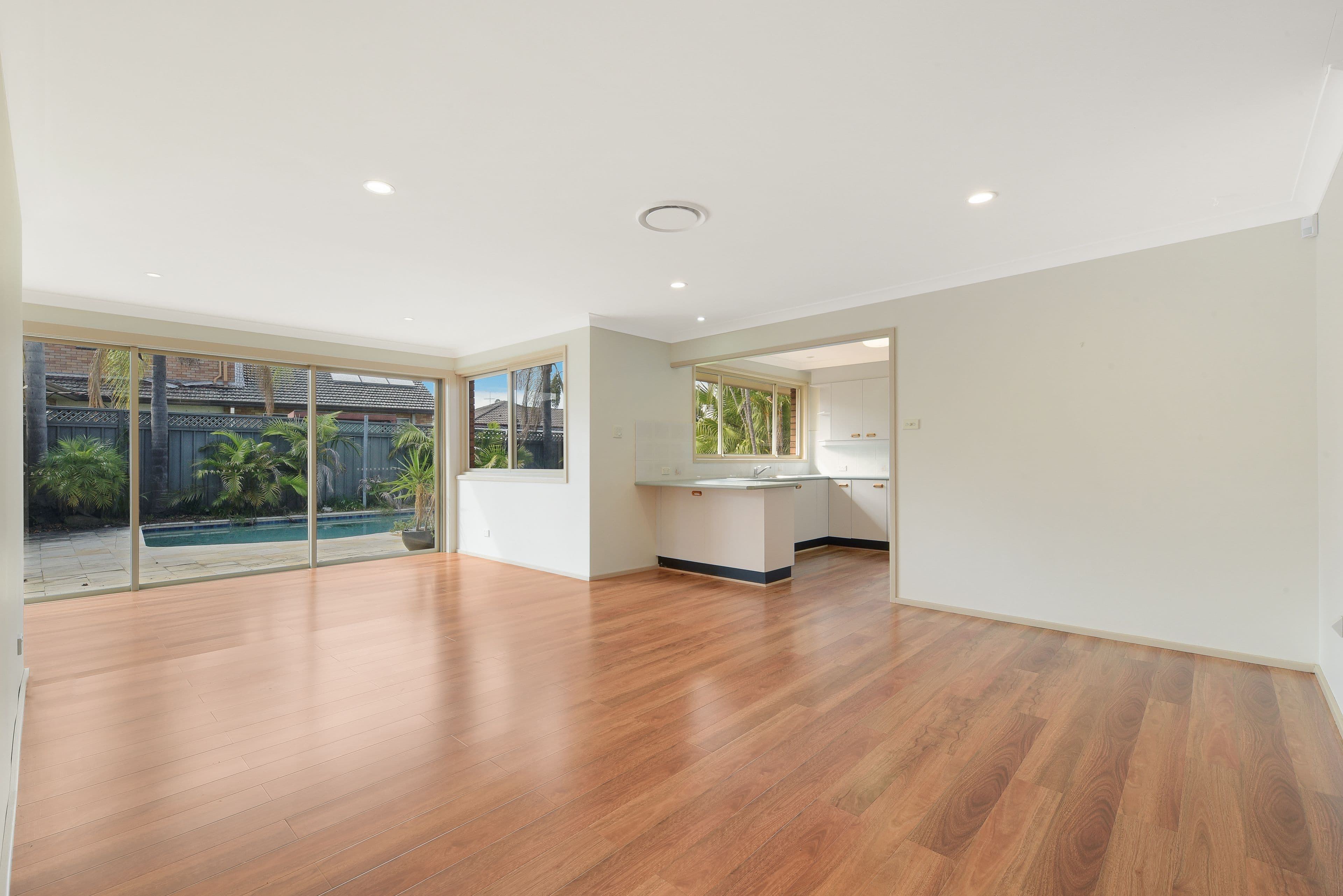 28 Pickett Avenue, Minto - Thumbnail 2