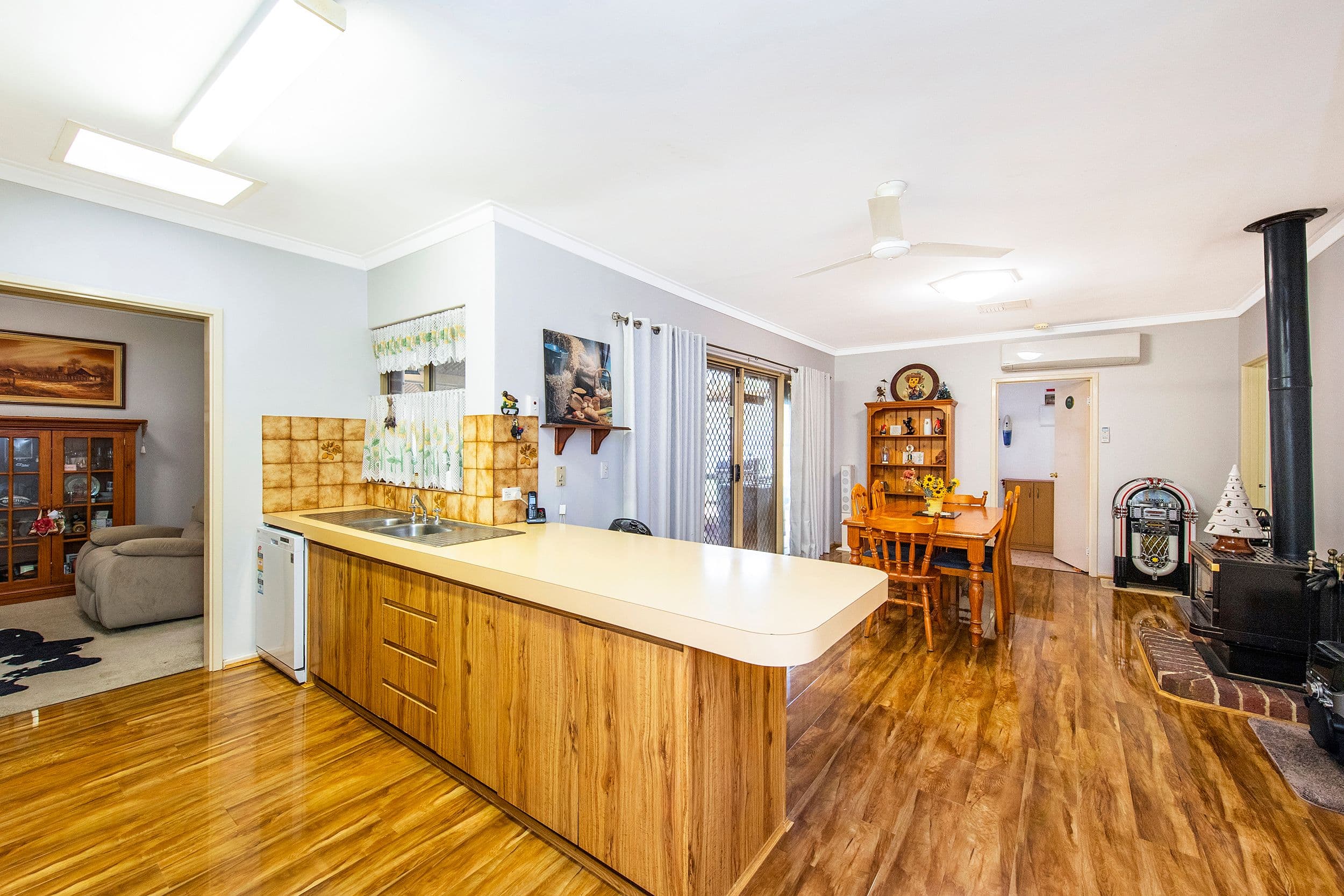 408 Amarillo Drive, Karnup WA 6176, Karnup - Thumbnail 3