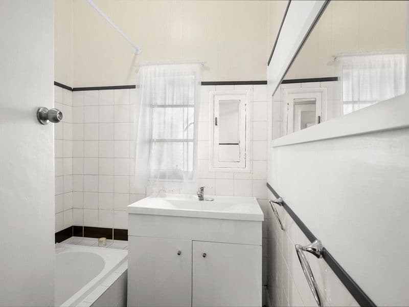 16 Baird Street, Ararat VIC 3377, Ararat - Thumbnail 6