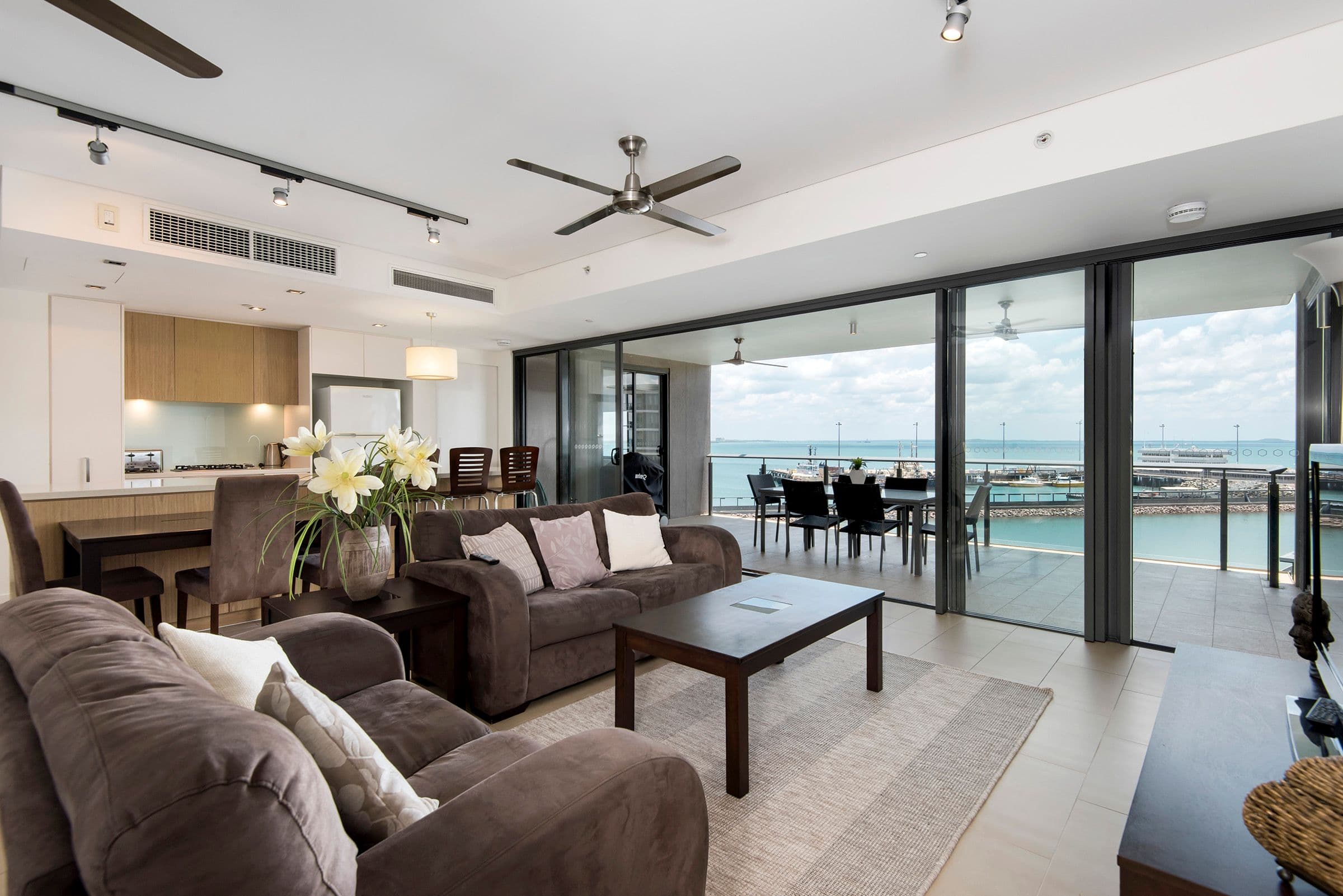 315/19 Kitchener Drive, DARWIN CITY NT 0800, Darwin City - Image 1