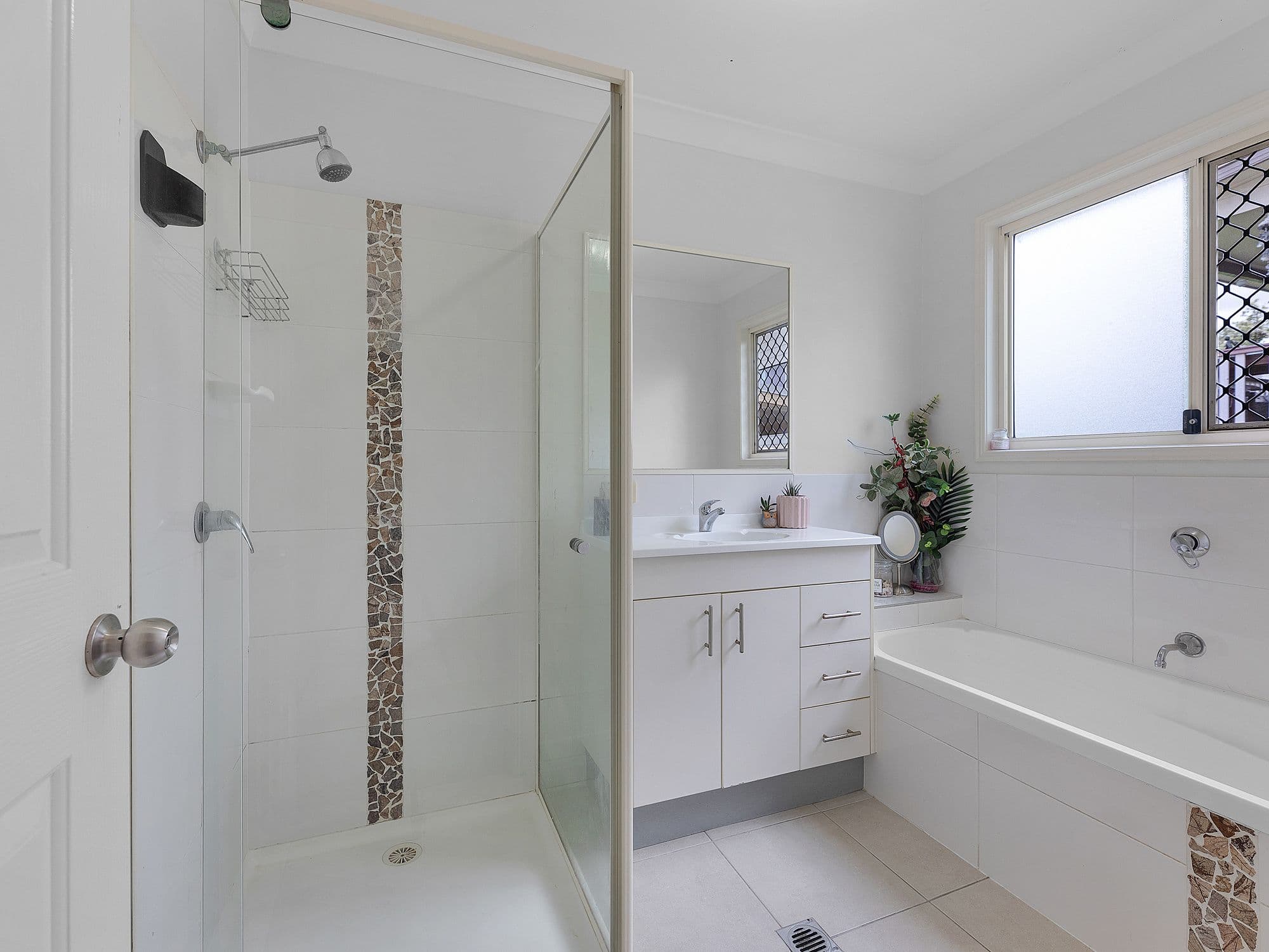 11 Chalmers Place, North Ipswich QLD 4305, North Ipswich - Thumbnail 7