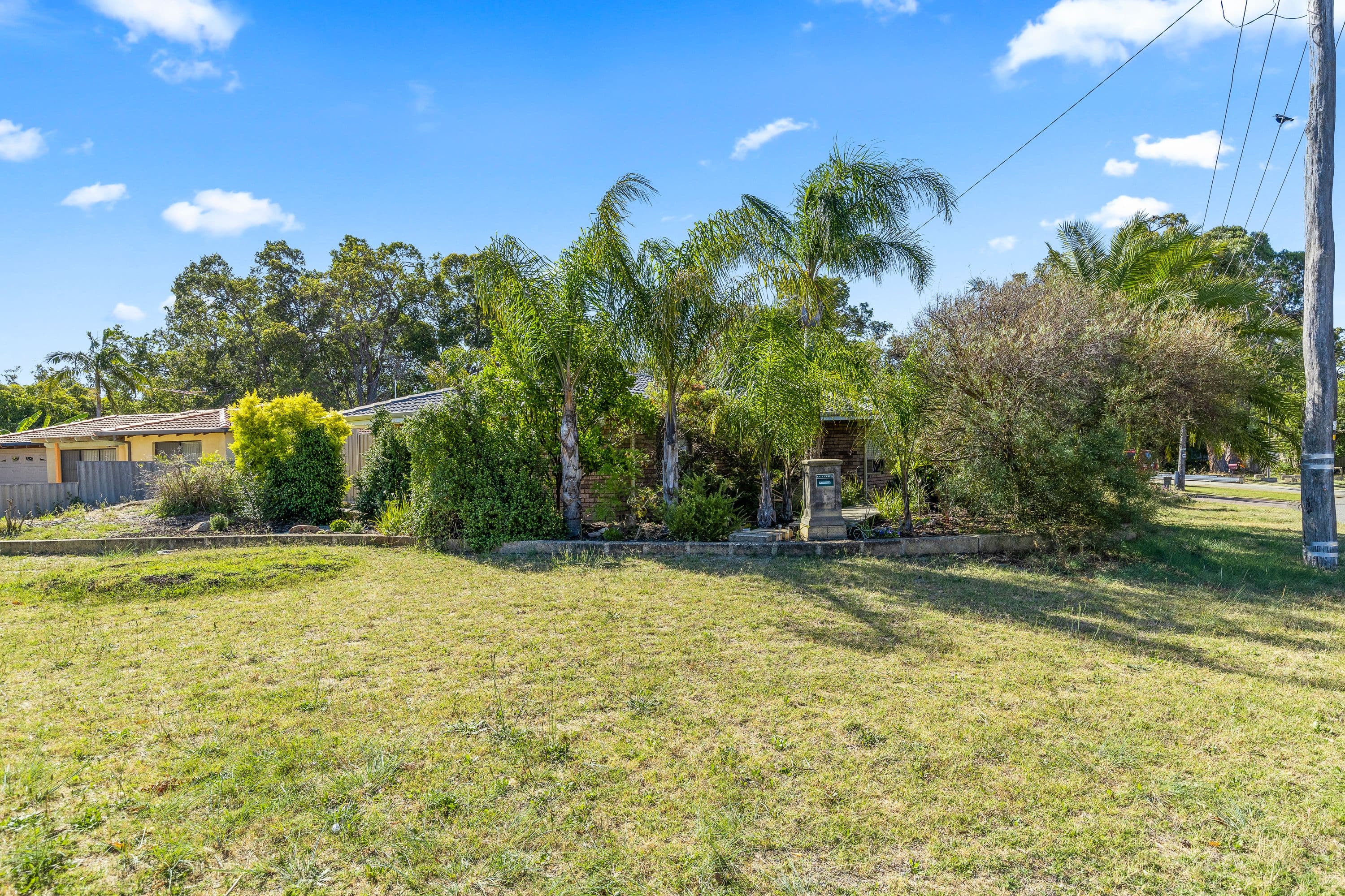 1 Euro Close, Gosnells WA 6110, Gosnells - Thumbnail 2