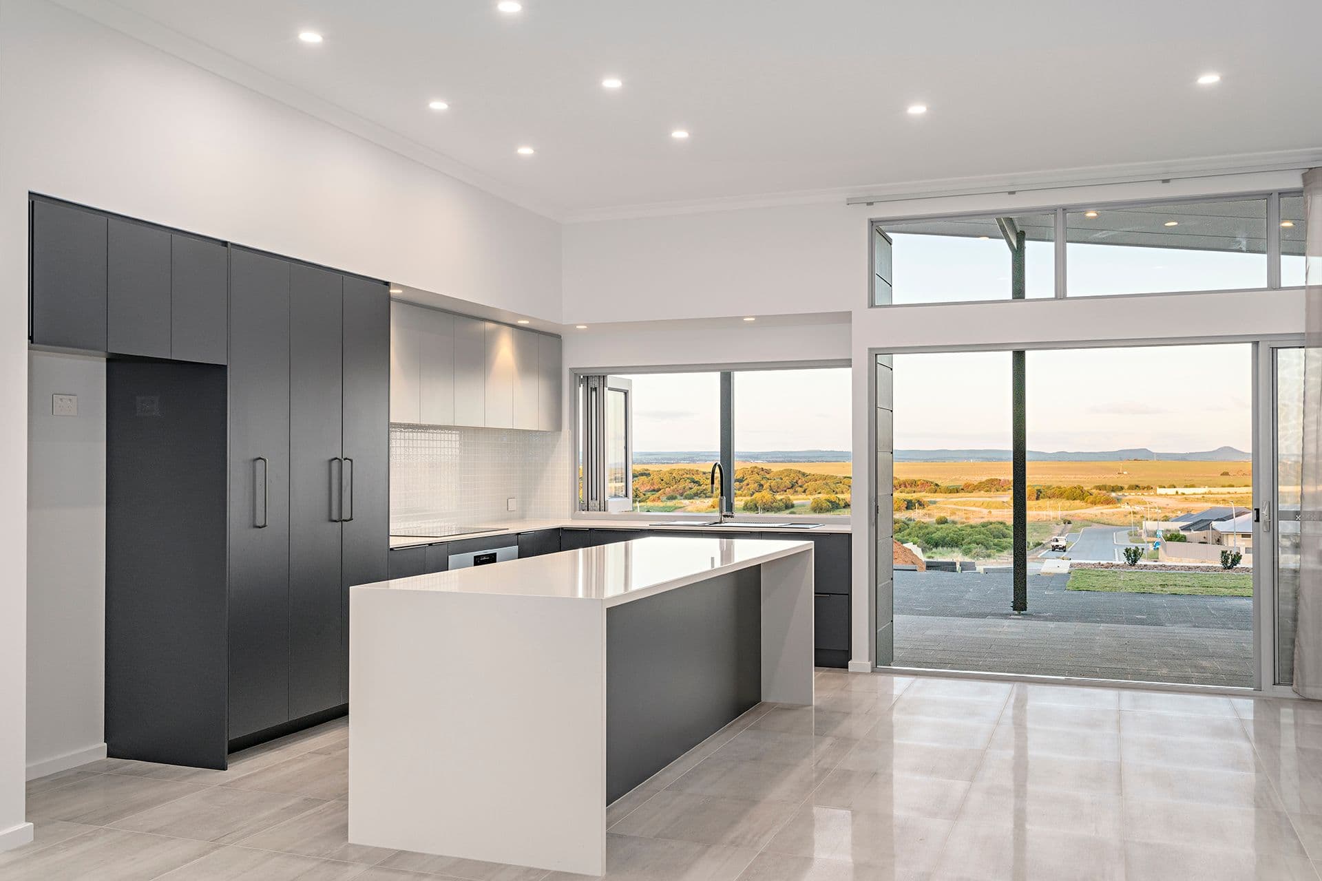 14 Shamrock Street, Wandina WA 6530, Wandina - Thumbnail 3