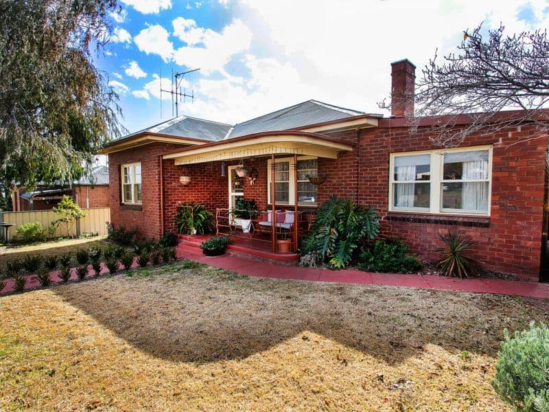 28 Coota Street, Cowra - Image 1