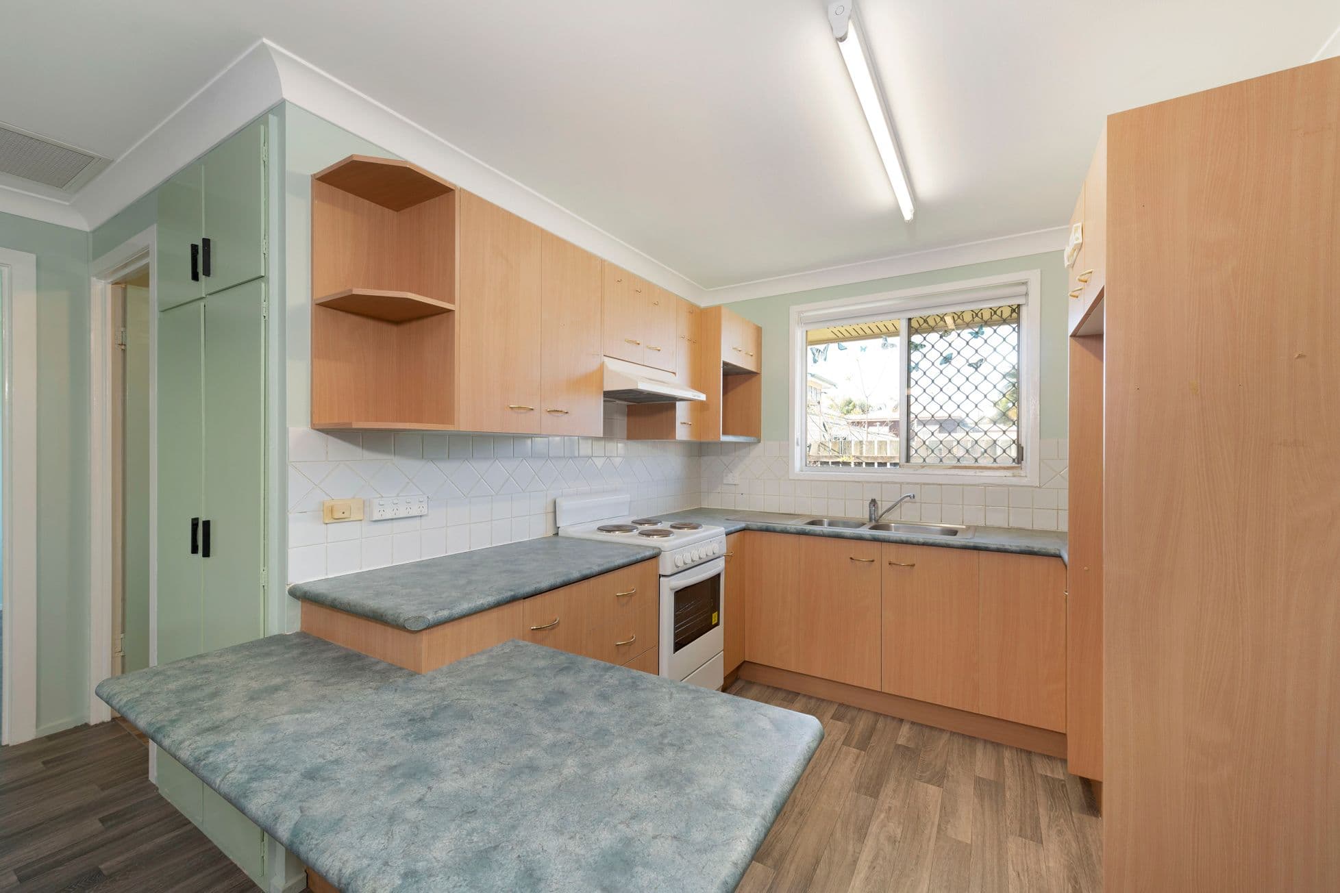120 Targo Street, Bundaberg South QLD 4670, Bundaberg South - Thumbnail 2