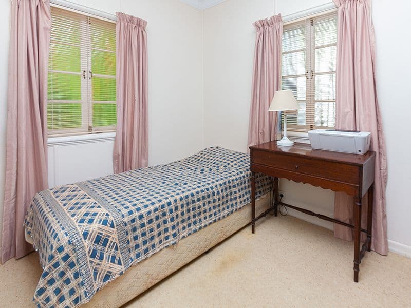 37 Waratah Avenue, Holland Park West QLD 4121, Holland Park West - Thumbnail 7