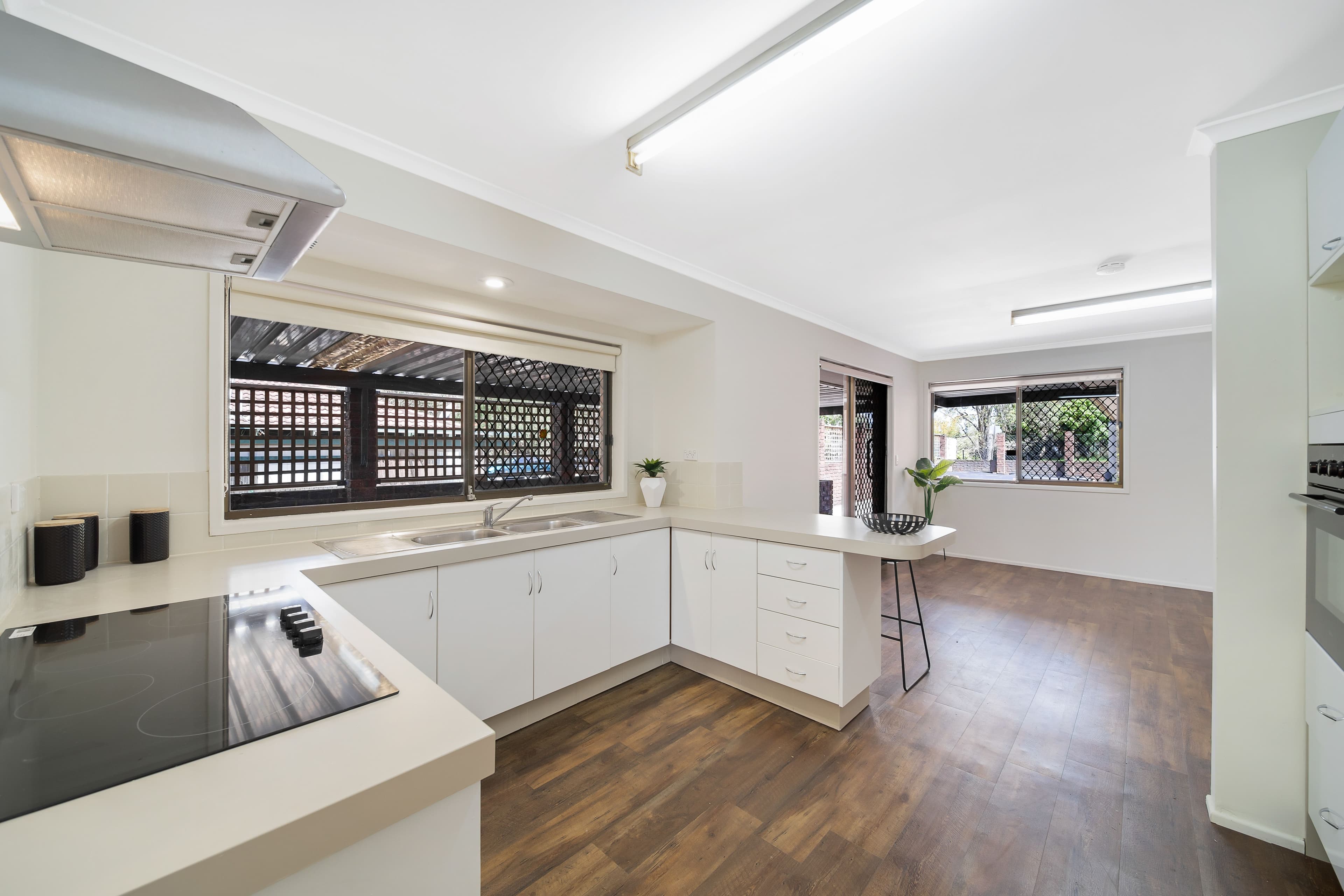 151 Station Road, Loganlea QLD 4131, Loganlea - Thumbnail 2